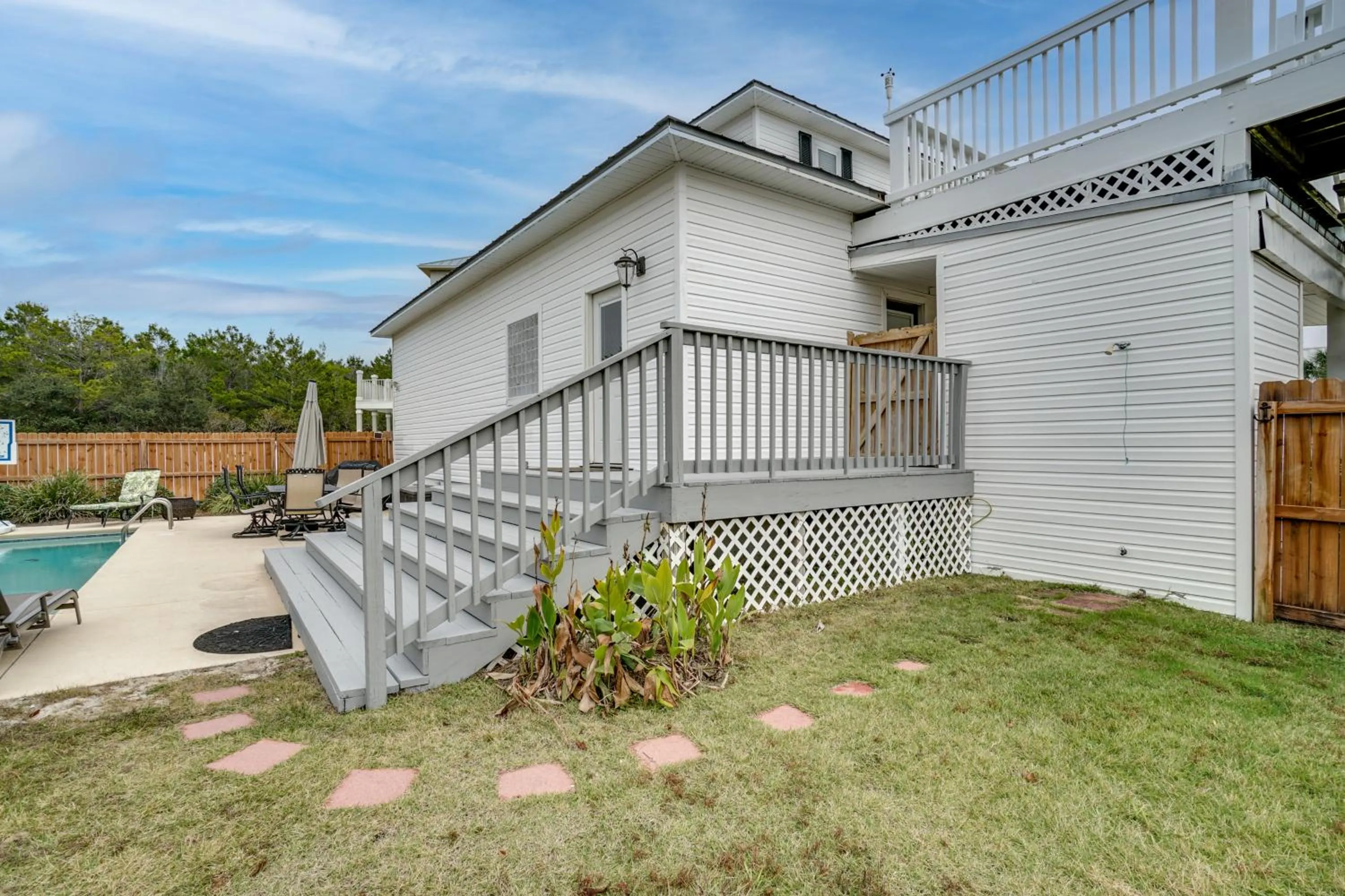 Shower in 30A Beach House - Walking on Sunshine