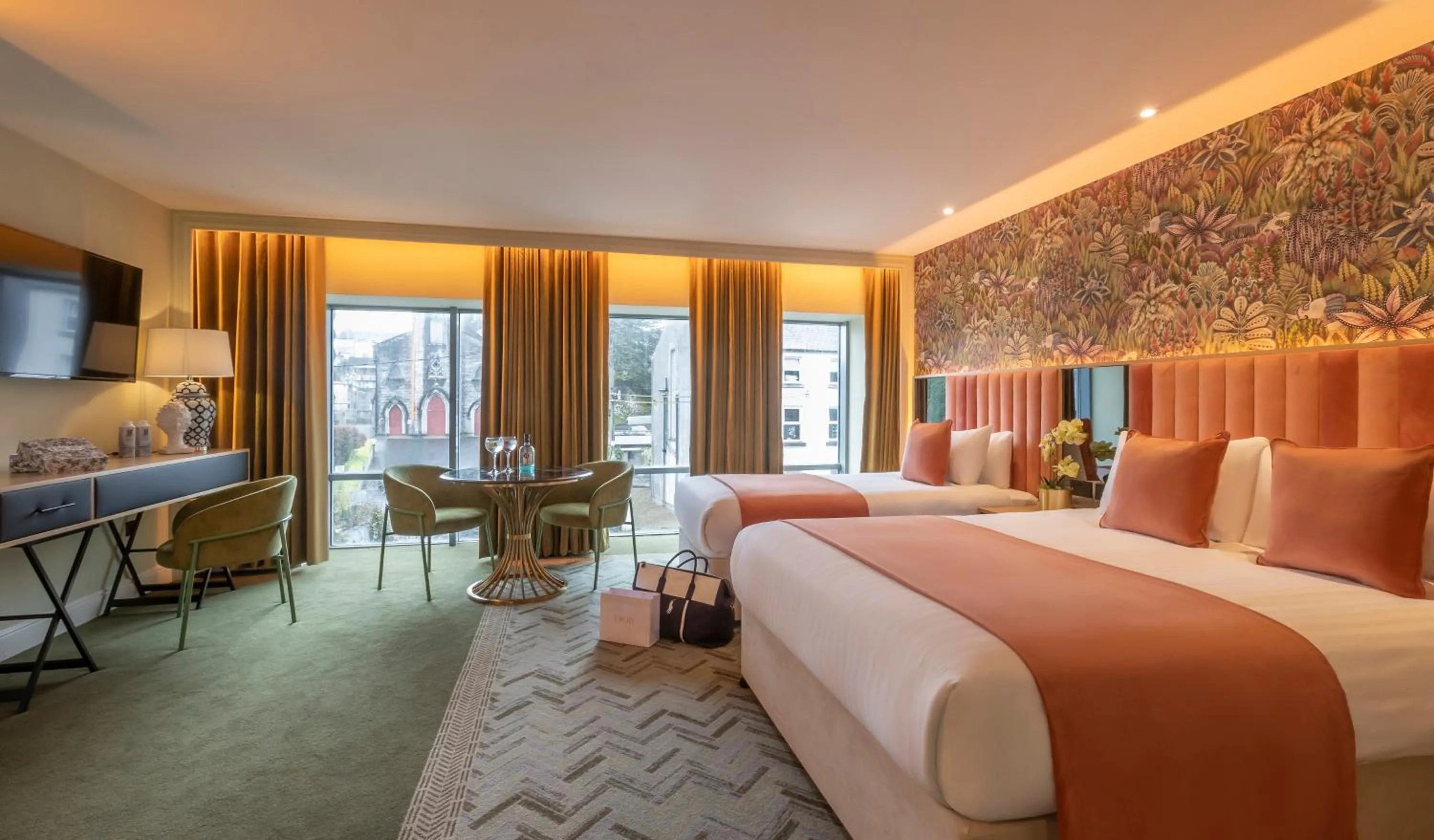 Photo of the whole room, Bed in HYDE Hotel