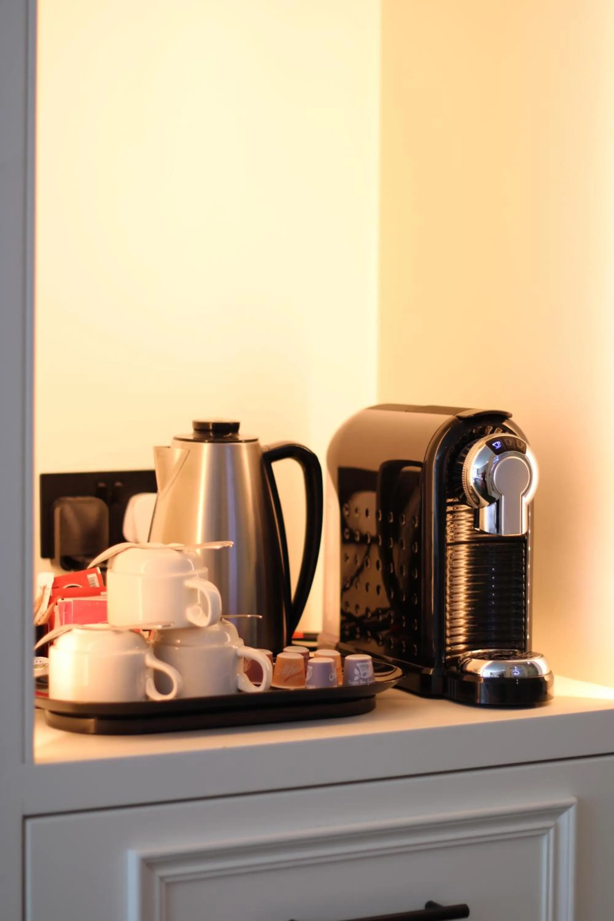 Coffee/tea facilities in HYDE Hotel