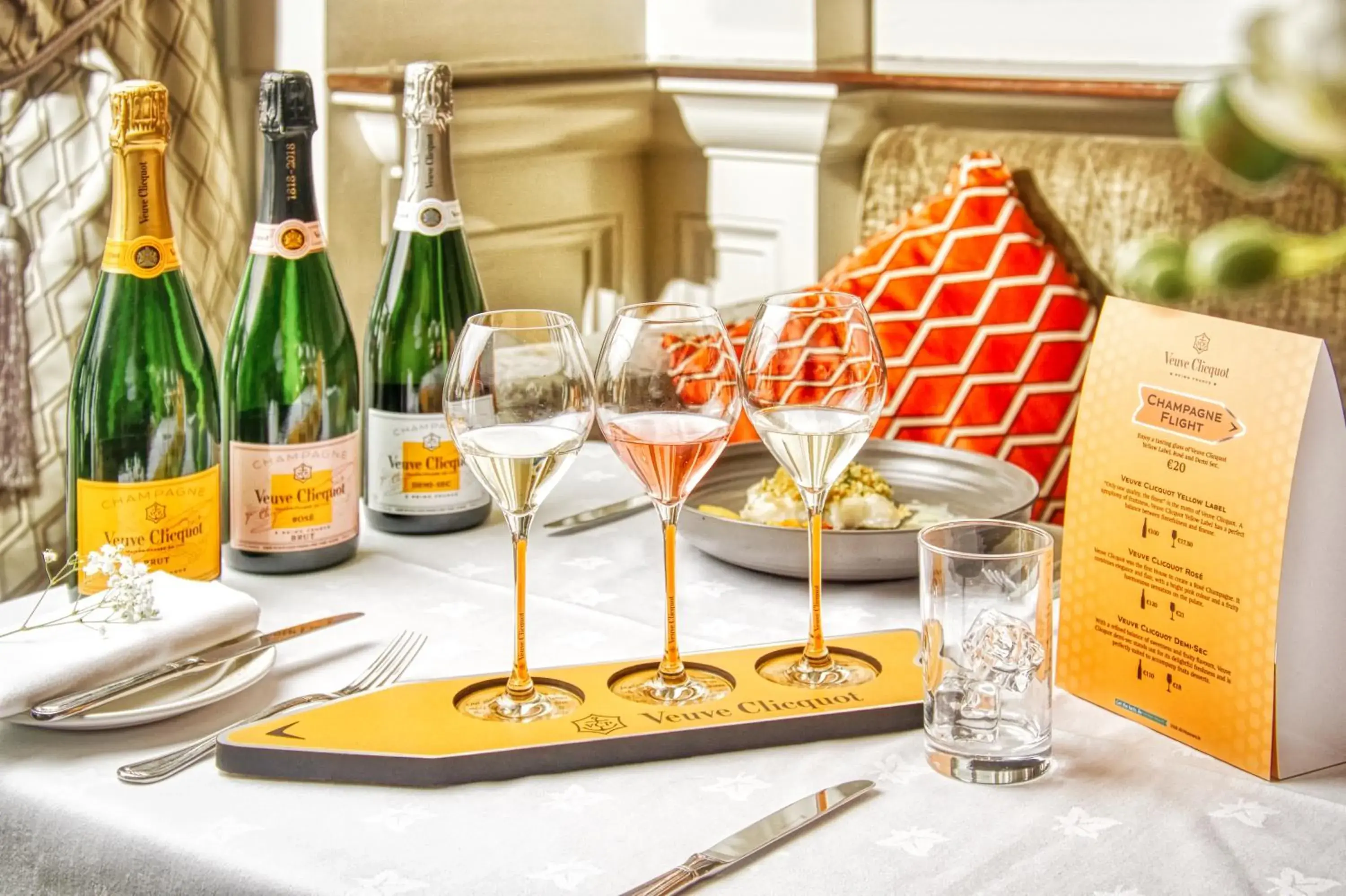 Lounge or bar in Muckross Park Hotel & Spa Lounge or bar in Muckross Park Hotel & Spa