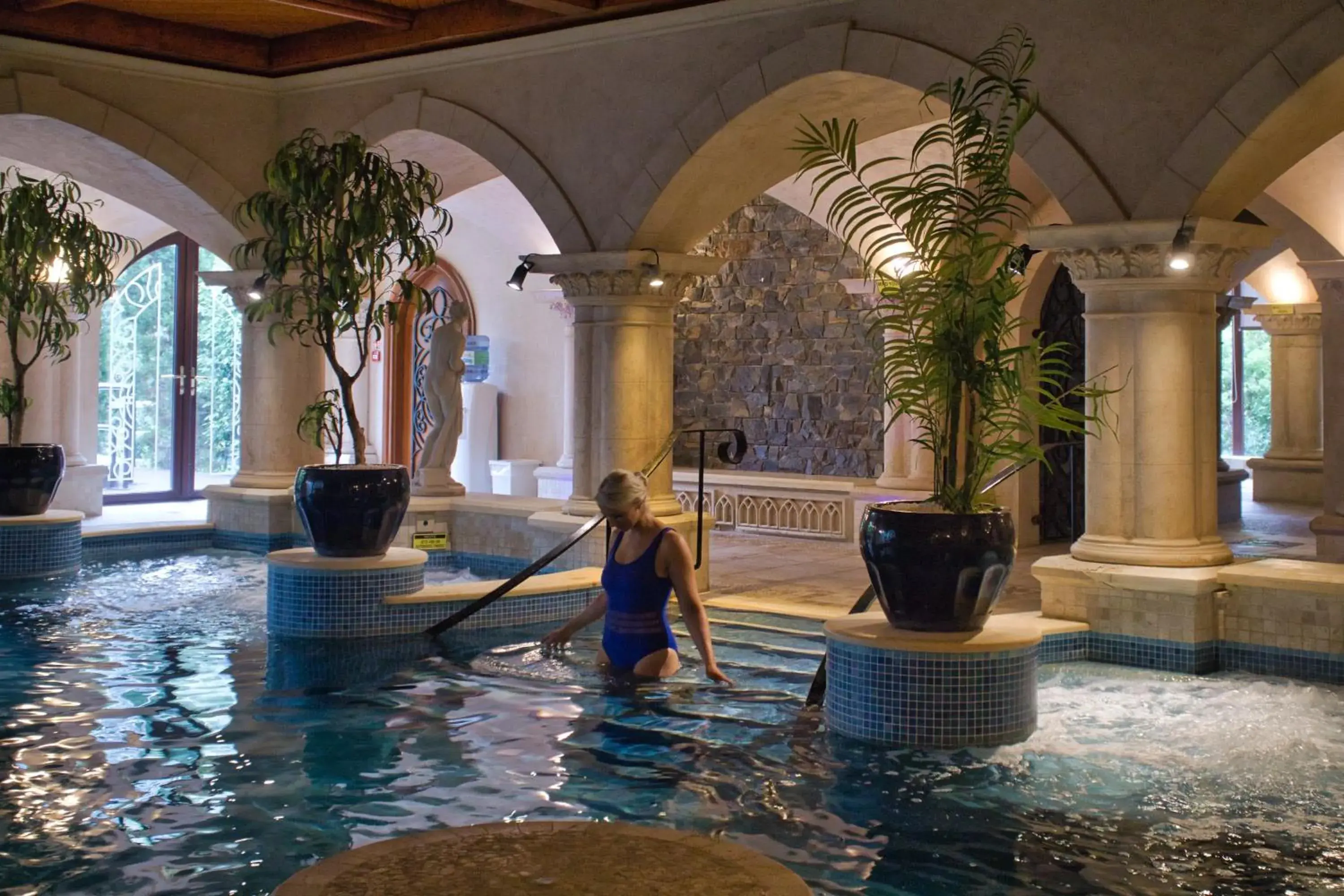 Swimming pool in Muckross Park Hotel & Spa Swimming pool in Muckross Park Hotel & Spa