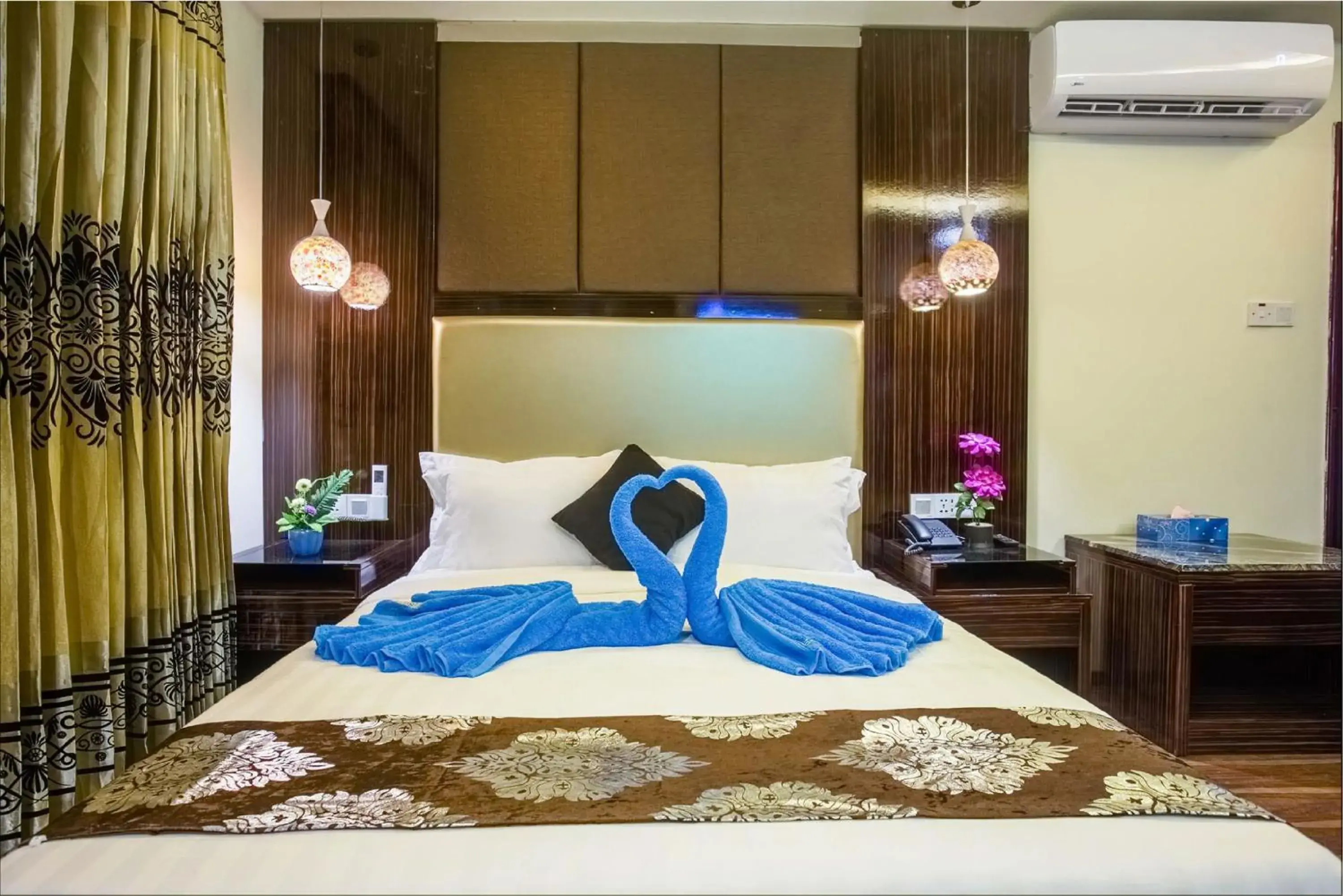 Deluxe Double Room in Hotel Noorjahan Grand Deluxe Double Room in Hotel Noorjahan Grand