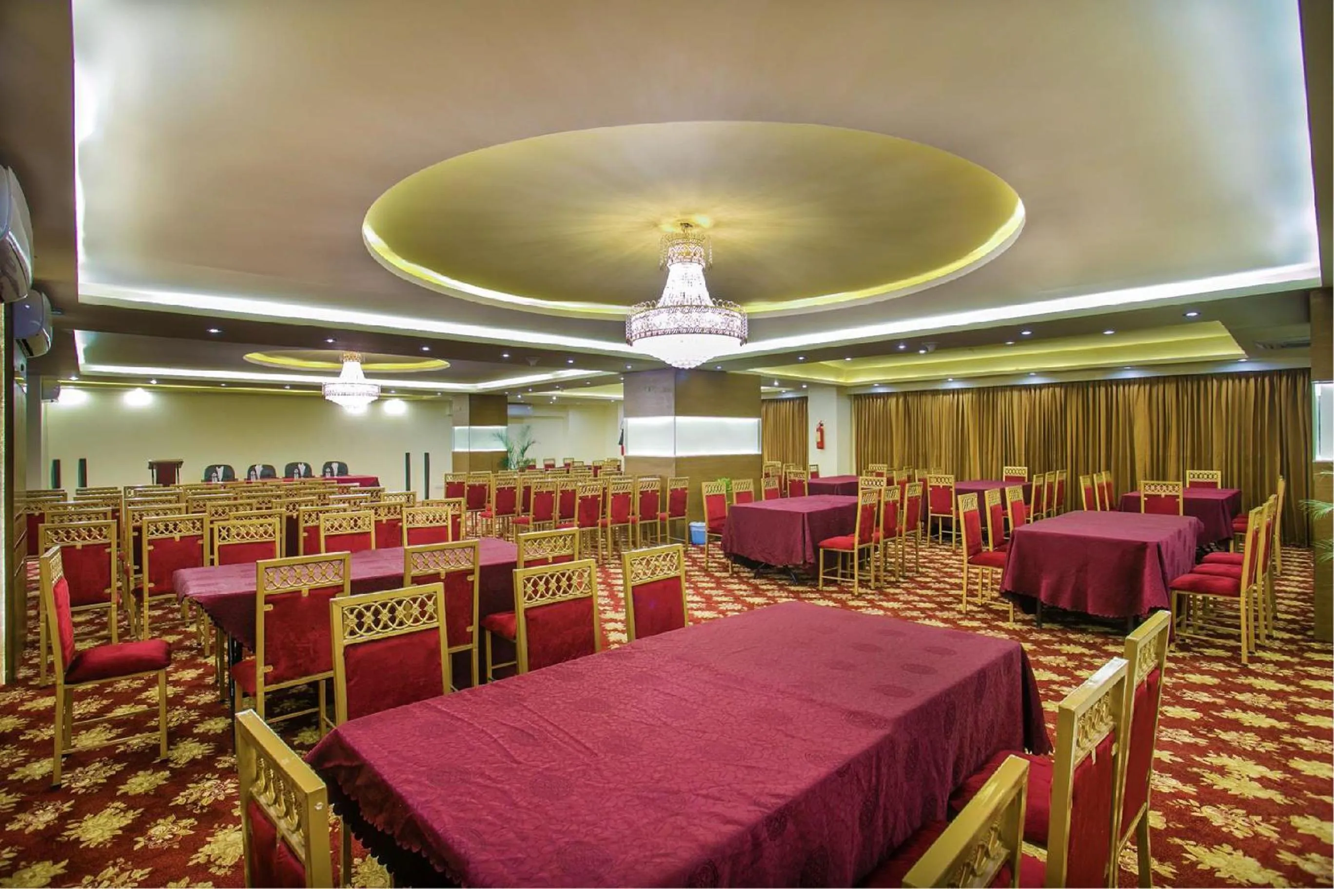 Banquet/Function facilities in Hotel Noorjahan Grand