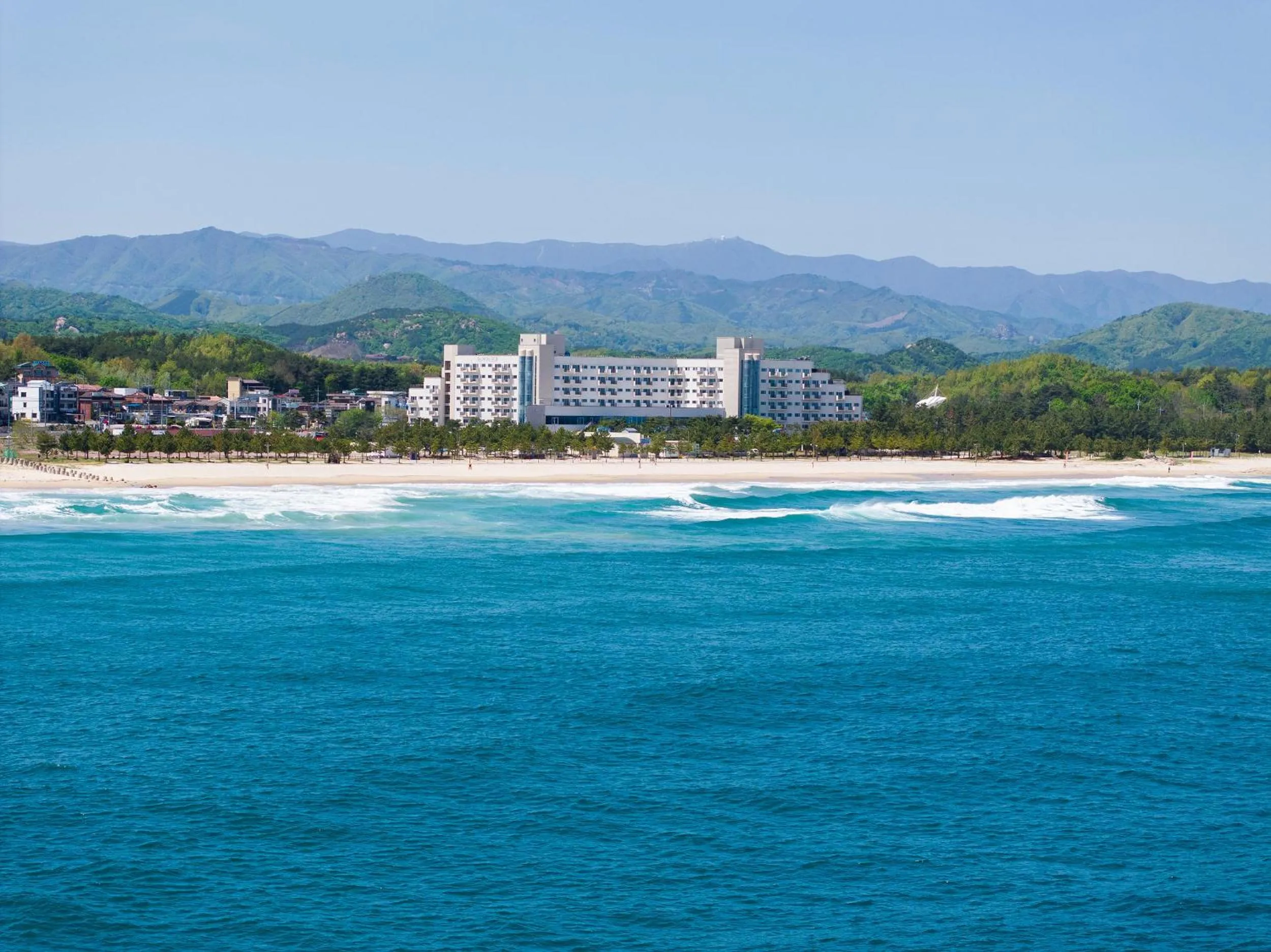 Neighbourhood, Property Building in Ocean 2 You Resort Seorak Beach Hotel & Condo