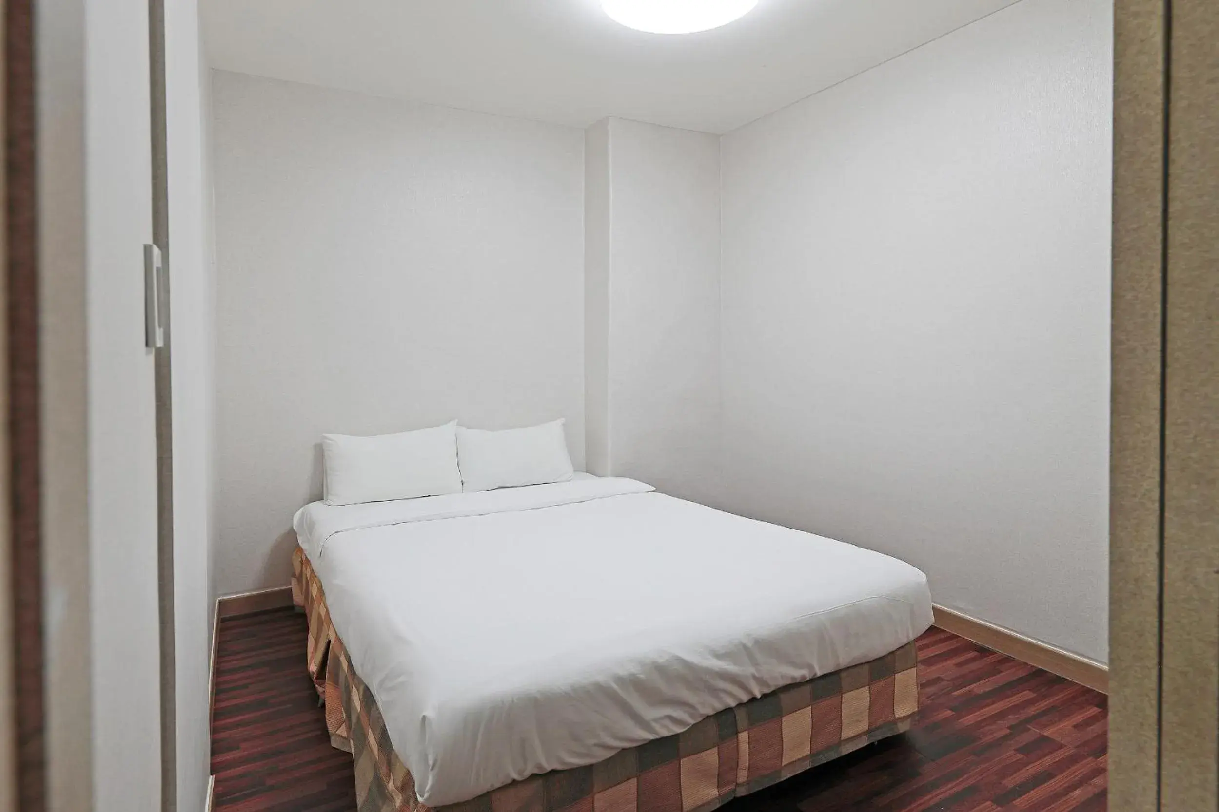 Deluxe Mountain View Condominium for 4 in Ocean 2 You Resort Seorak Beach Hotel & Condo Deluxe Mountain View Condominium for 4 in Ocean 2 You Resort Seorak Beach Hotel & Condo