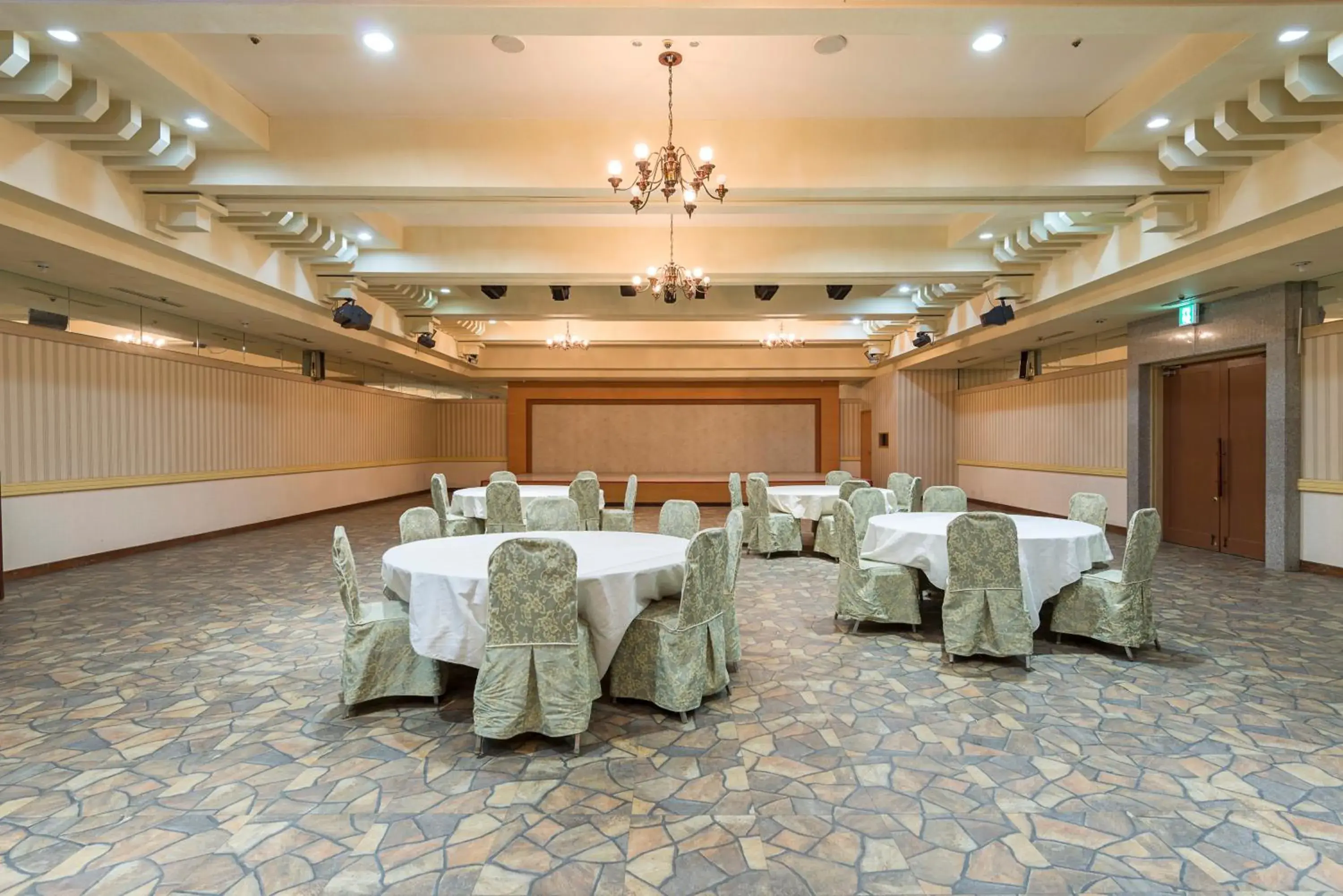 Property building, Banquet Facilities in Ocean 2 You Resort Seorak Beach Hotel & Condo Property building, Banquet Facilities in Ocean 2 You Resort Seorak Beach Hotel & Condo