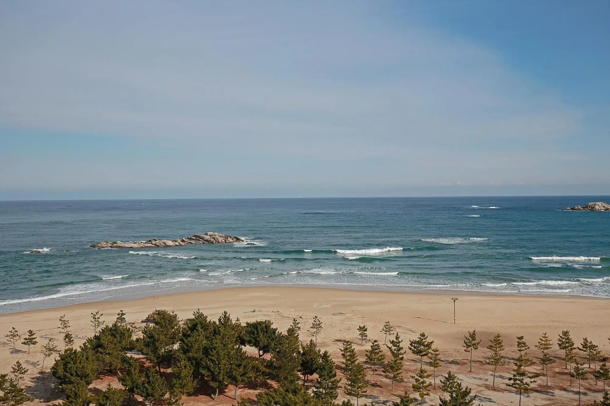 Sea view, Beach in Ocean 2 You Resort Seorak Beach Hotel & Condo Sea view, Beach in Ocean 2 You Resort Seorak Beach Hotel & Condo