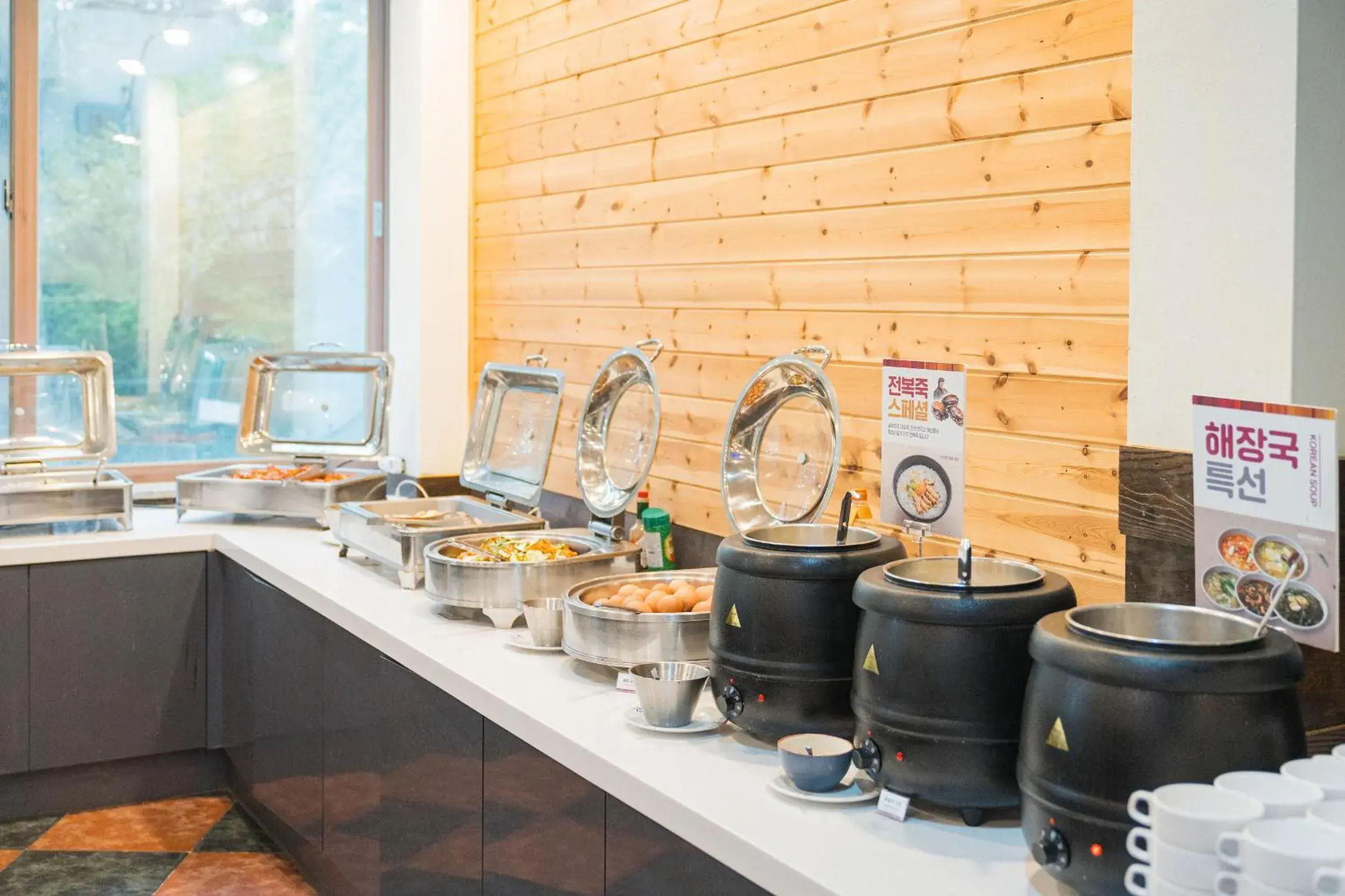 Buffet breakfast in Ocean 2 You Resort Seorak Beach Hotel & Condo Buffet breakfast in Ocean 2 You Resort Seorak Beach Hotel & Condo