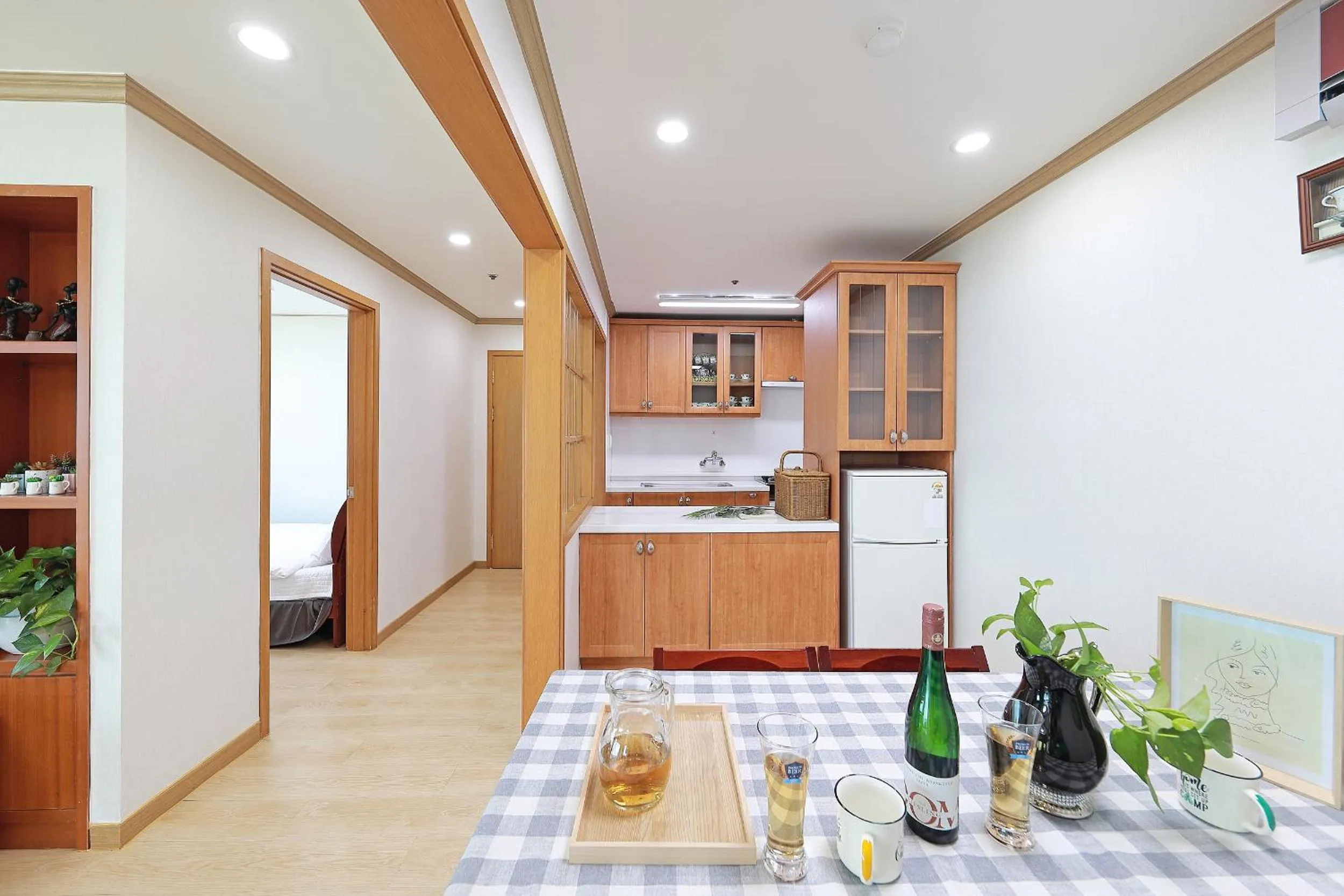 Living room, Dining Area in Ocean 2 You Resort Seorak Beach Hotel & Condo