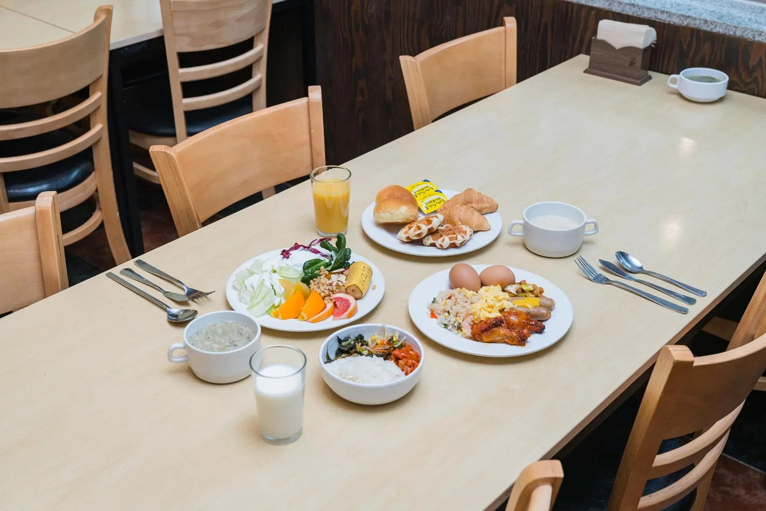 Buffet breakfast in Ocean 2 You Resort Seorak Beach Hotel & Condo Buffet breakfast in Ocean 2 You Resort Seorak Beach Hotel & Condo