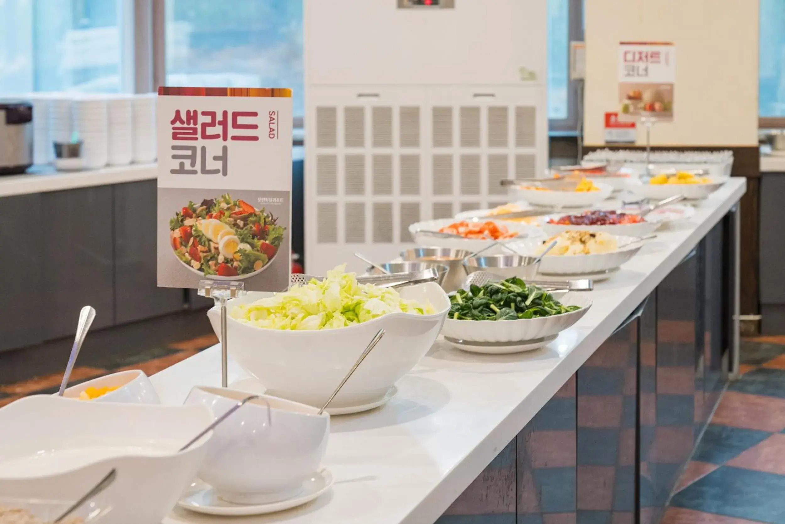 Buffet breakfast, Restaurant/Places to Eat in Ocean 2 You Resort Seorak Beach Hotel & Condo Buffet breakfast, Restaurant/Places to Eat in Ocean 2 You Resort Seorak Beach Hotel & Condo