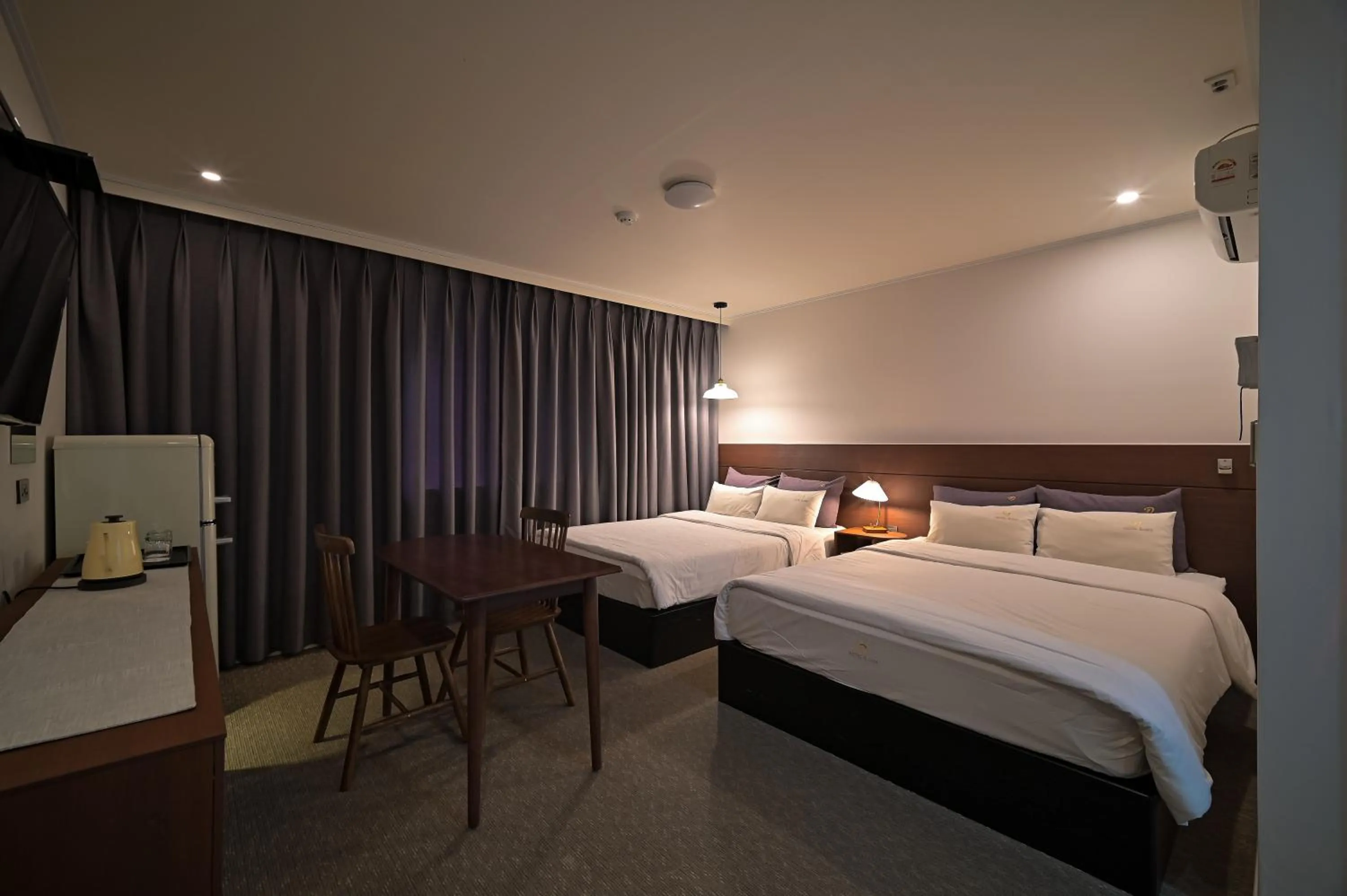 Bed in Hotel Gonggam Gonggan Busan Station