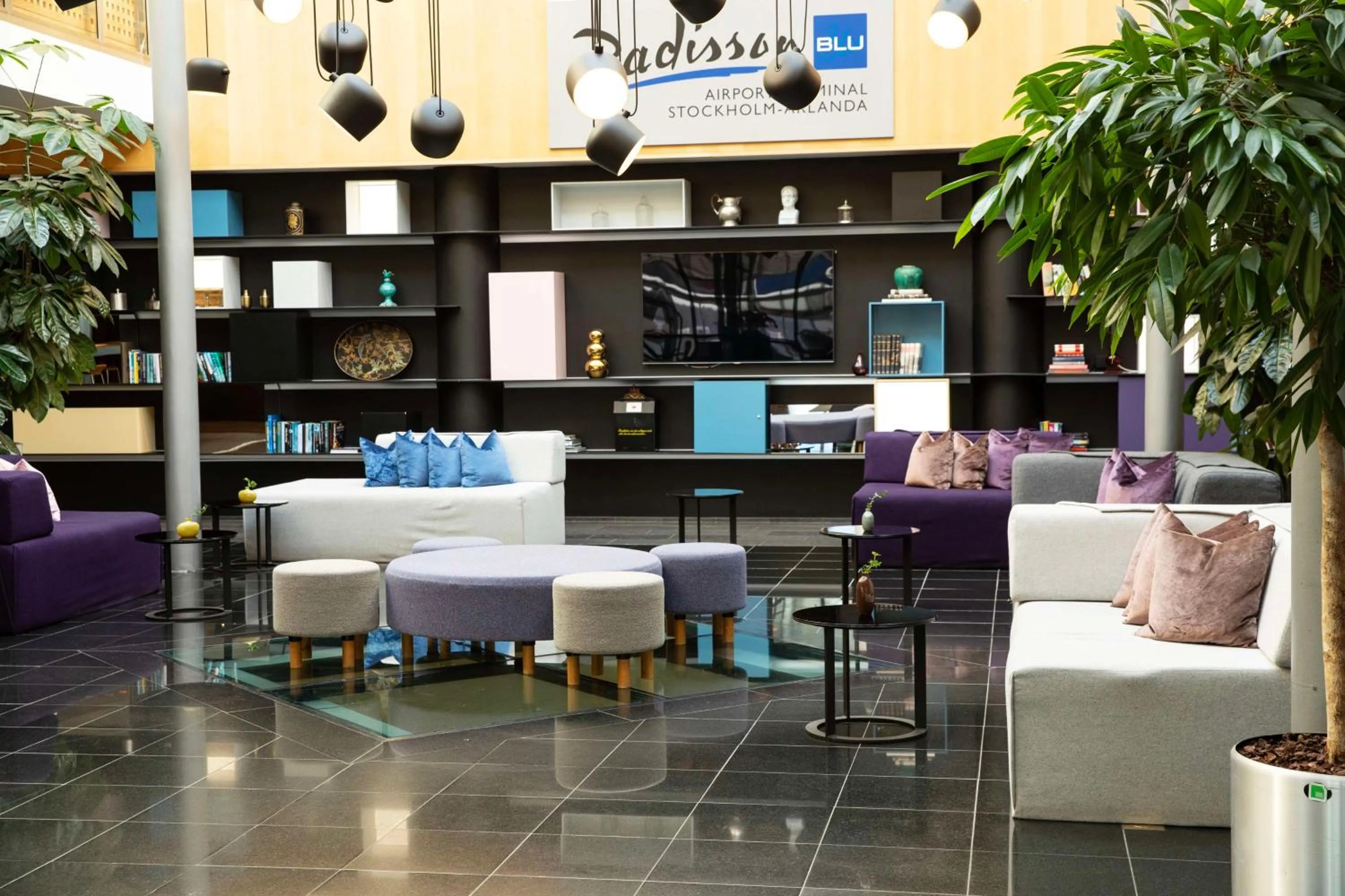 Lobby or reception in Radisson Blu Airport Terminal Hotel