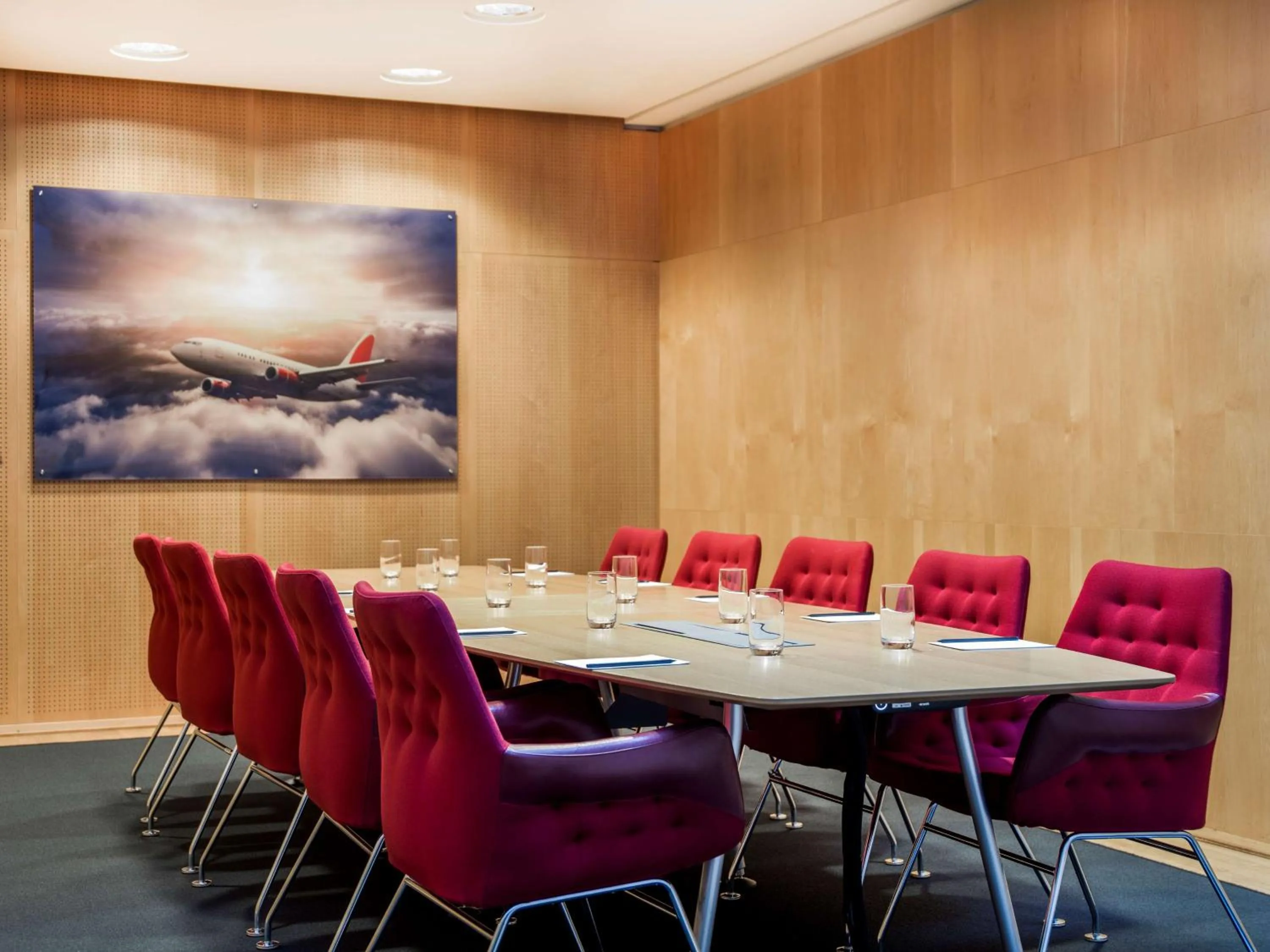Meeting/conference room in Radisson Blu Airport Terminal Hotel