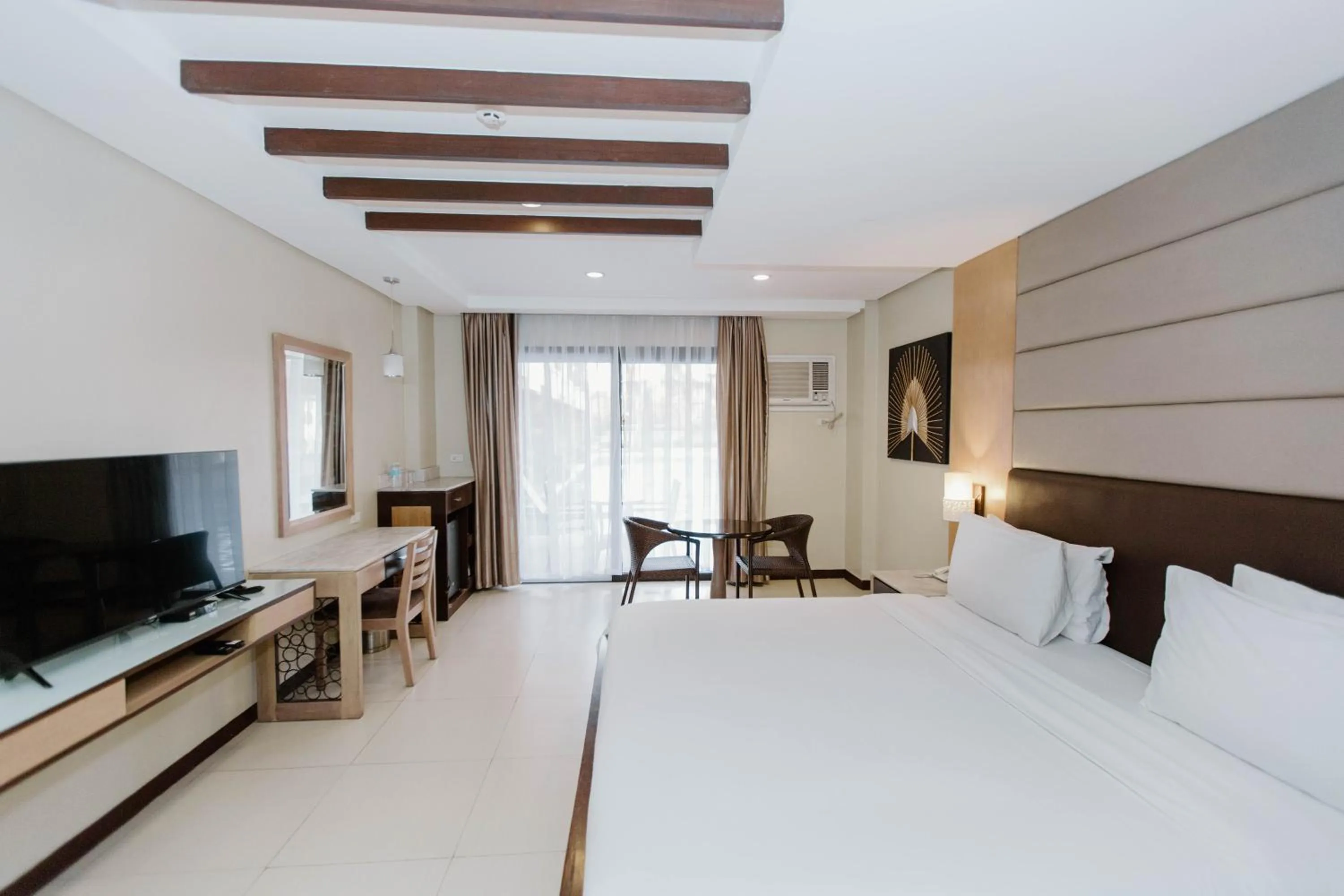 Bed in Cebu Westown Lagoon - South Wing