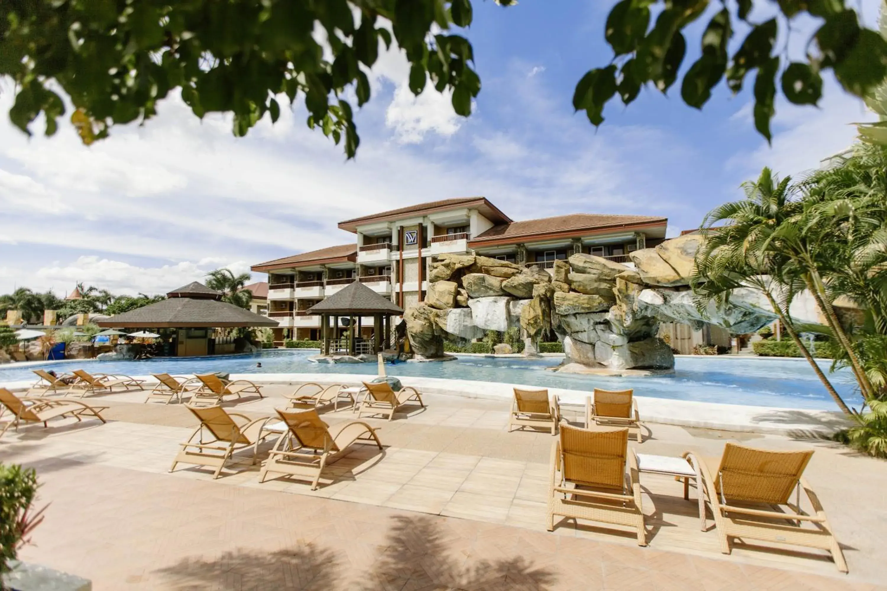 Property building in Cebu Westown Lagoon - South Wing Property building in Cebu Westown Lagoon - South Wing