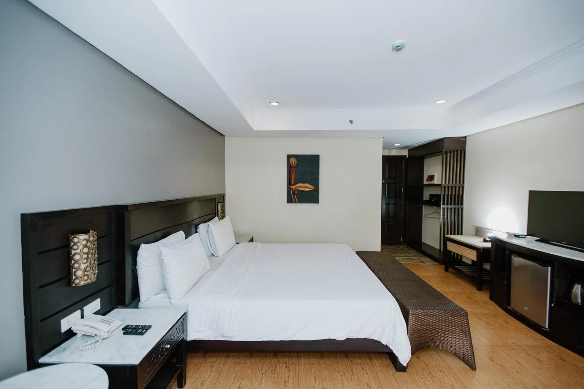 Bed in Cebu Westown Lagoon - South Wing