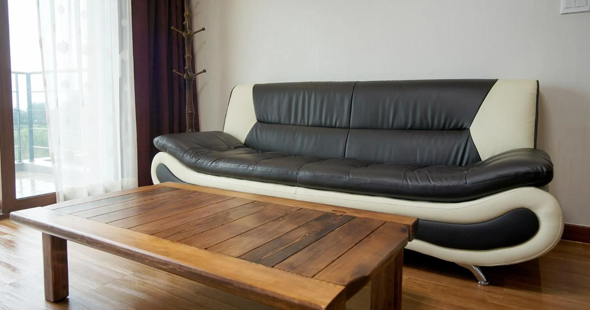 Decorative detail, Seating Area in Oasis Pension