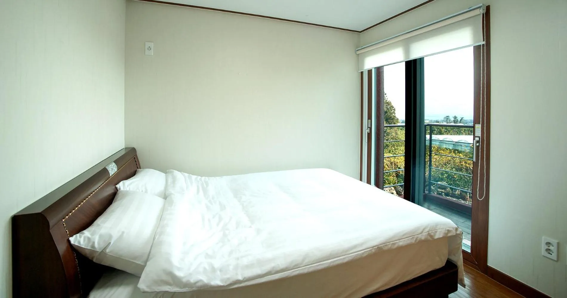 Bedroom in Oasis Pension