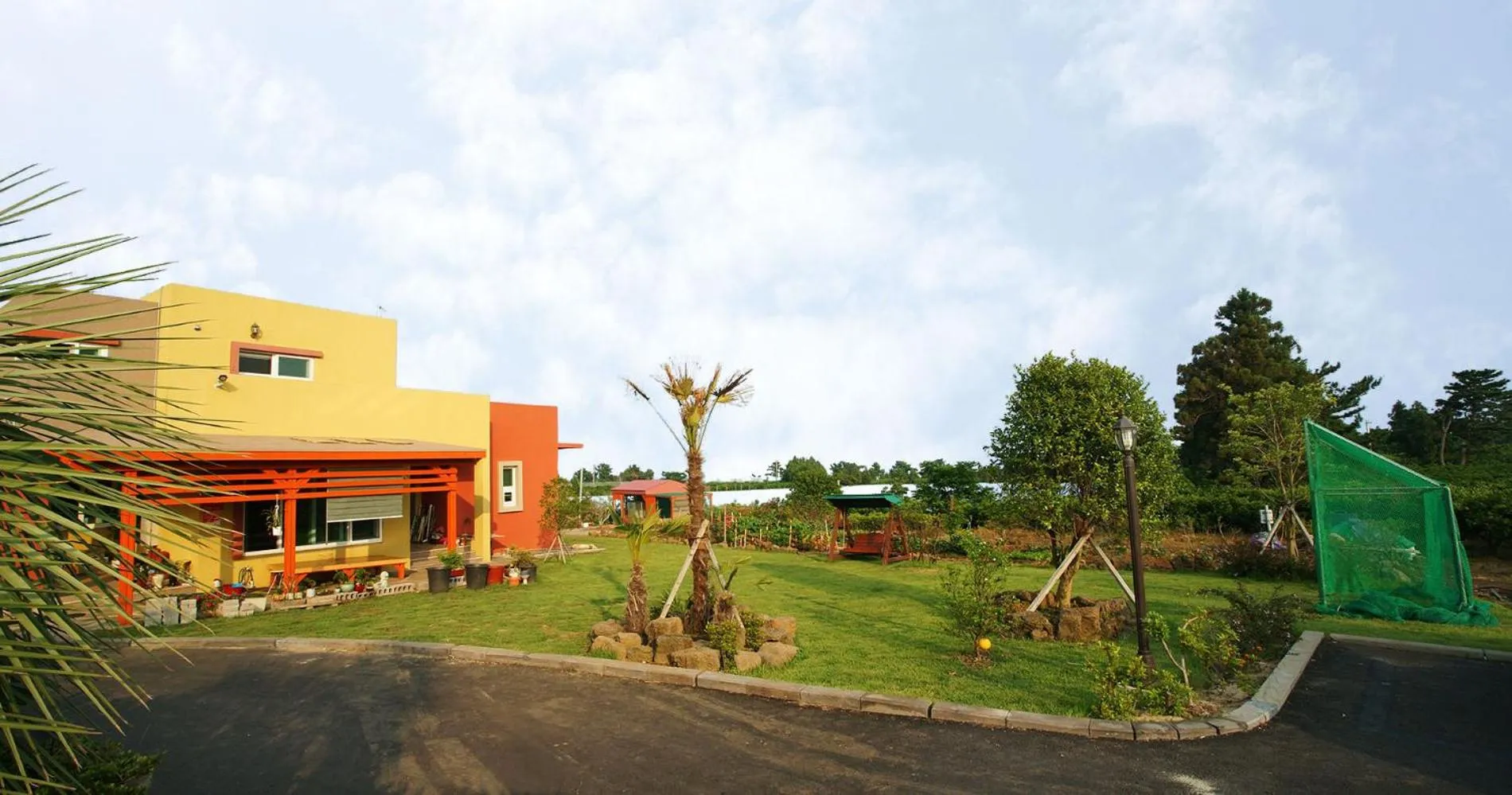 Minigolf, Property Building in Oasis Pension