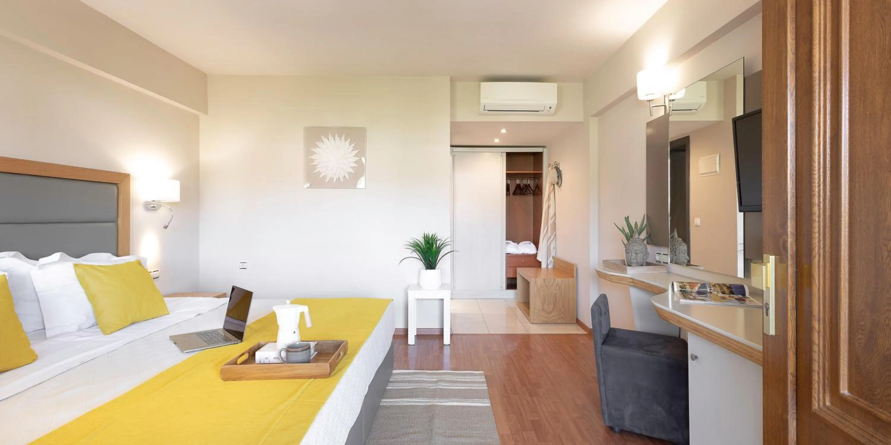 Bedroom, Bed in La Piscine Art Hotel, Philian Hotels and Resorts