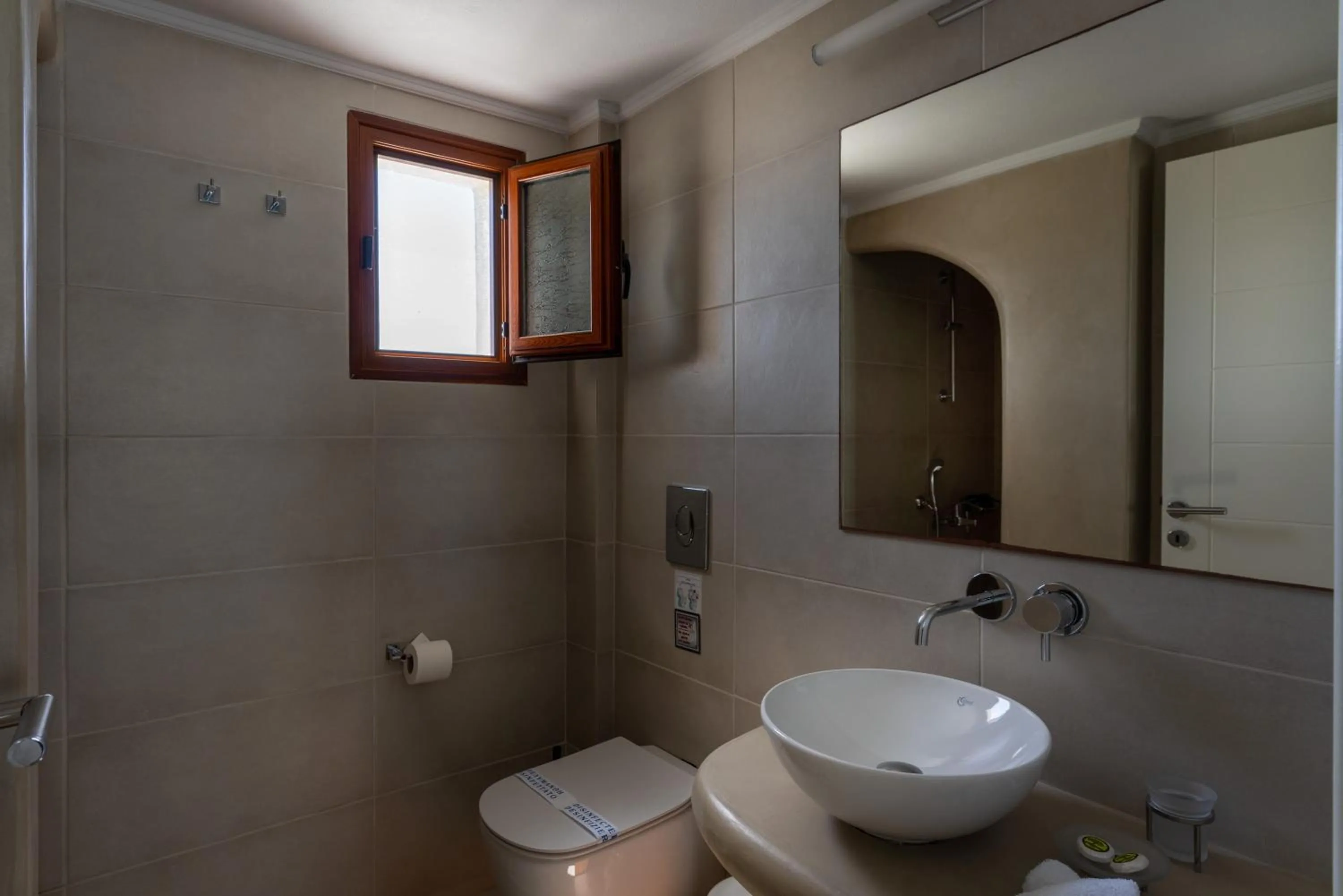 Bathroom in Anamnesis City Spa