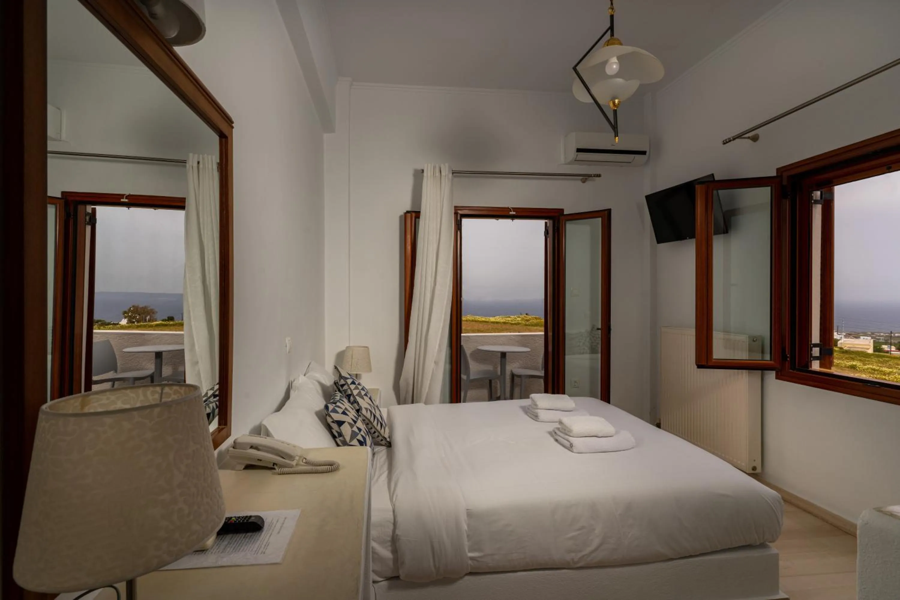 Bed in Anamnesis City Spa