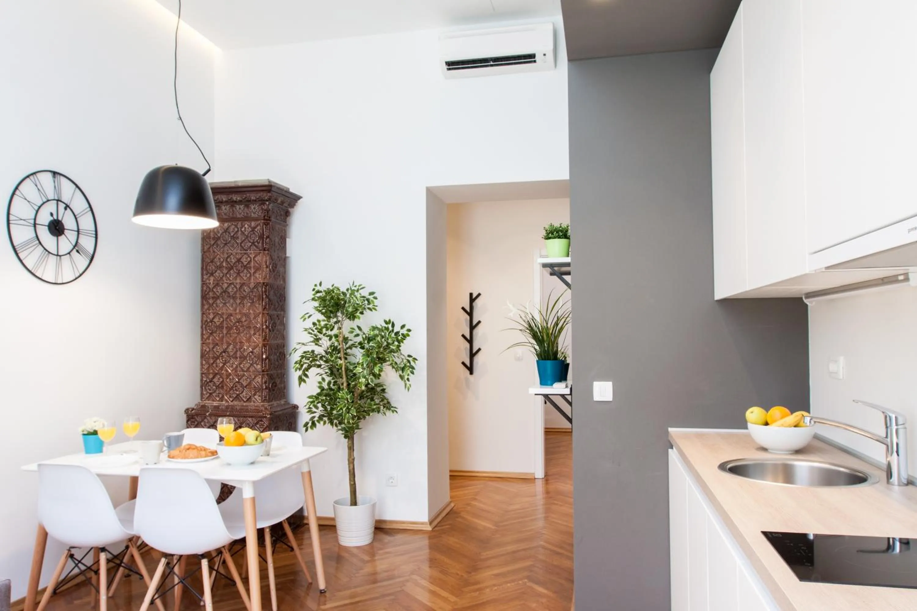Kitchen or kitchenette in LOOX apartments Hatzova