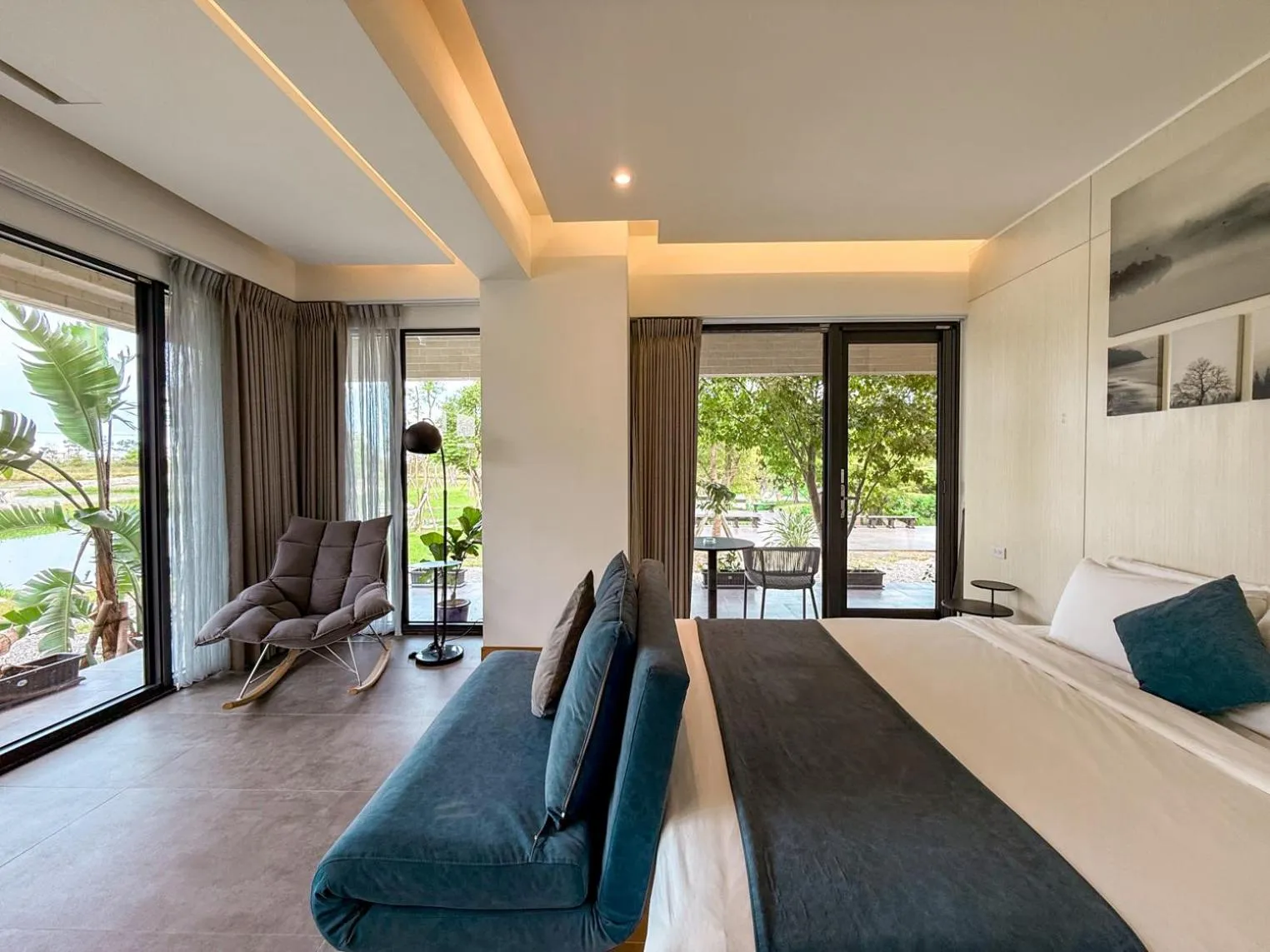 Photo of the whole room, Bed in Villa LOHERB