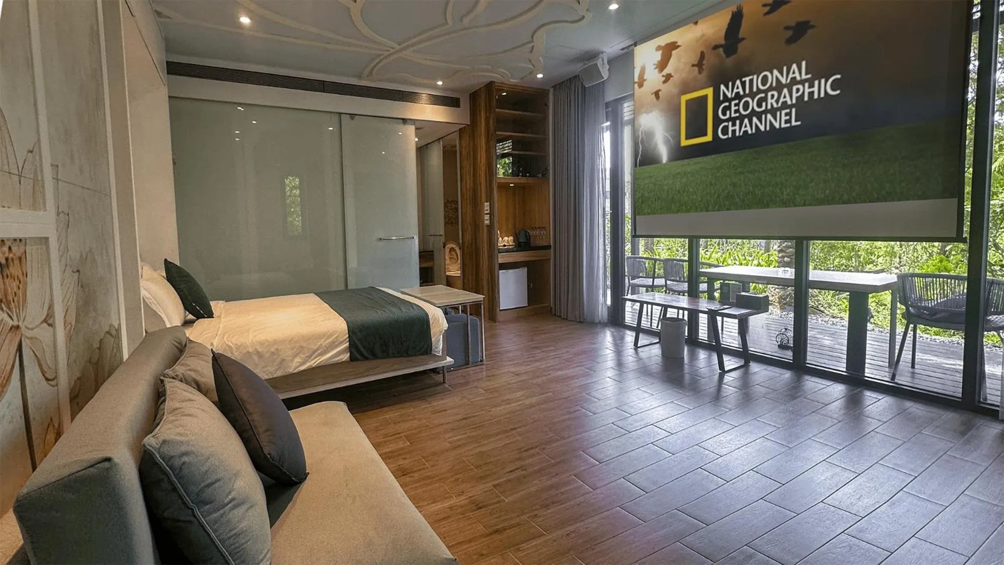 TV and multimedia, Bed in Villa LOHERB