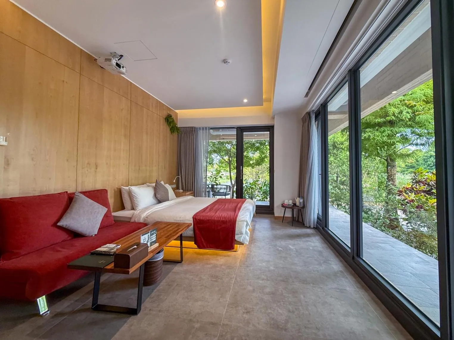 Garden view in Villa LOHERB