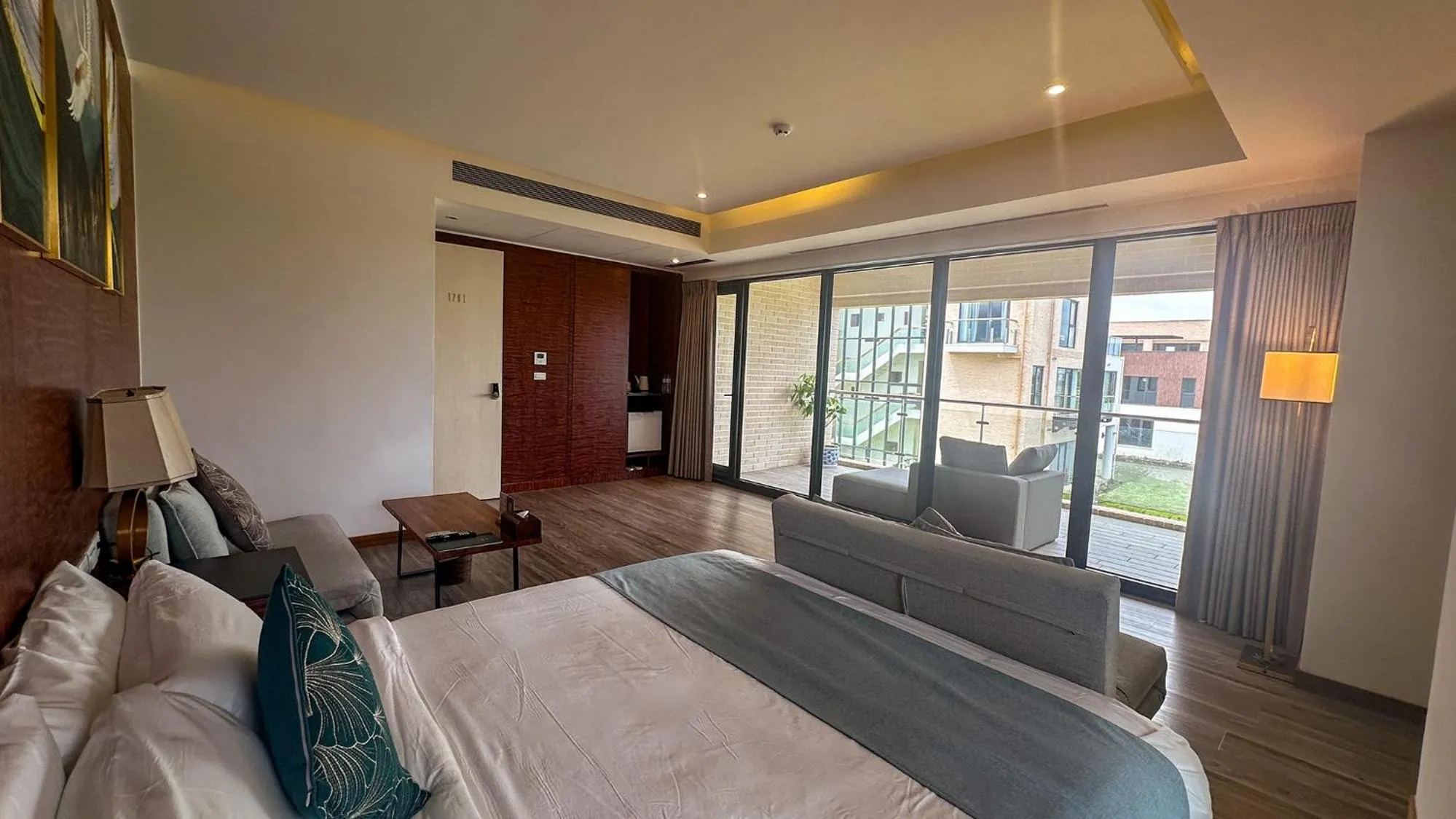 Photo of the whole room, Bed in Villa LOHERB