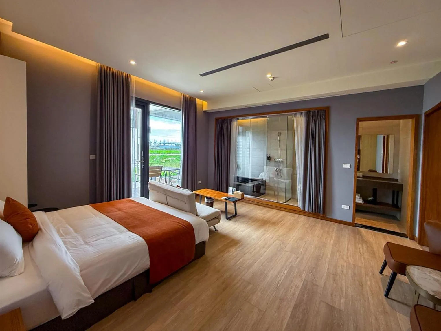 Photo of the whole room, Bed in Villa LOHERB