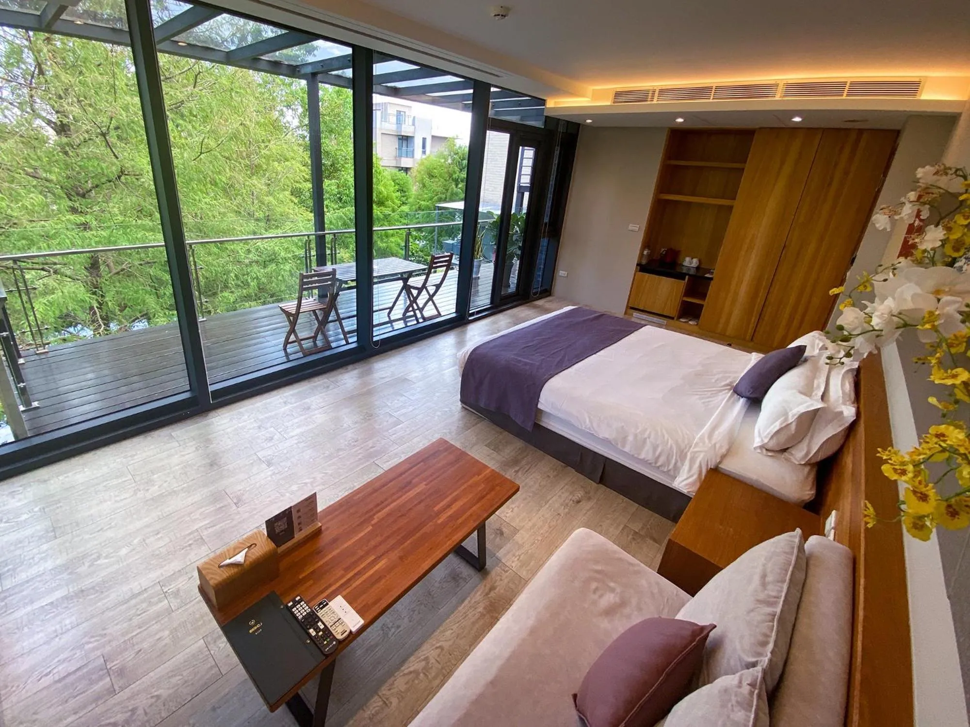 View (from property/room), Bed in Villa LOHERB