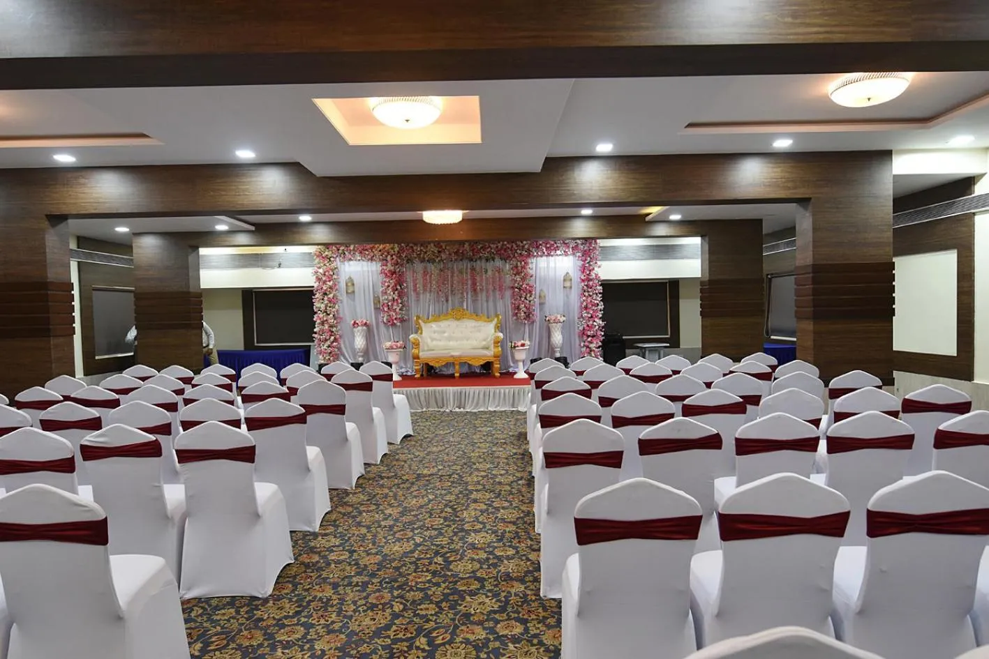 Banquet/Function facilities in Kyriad Hotel Pimpri