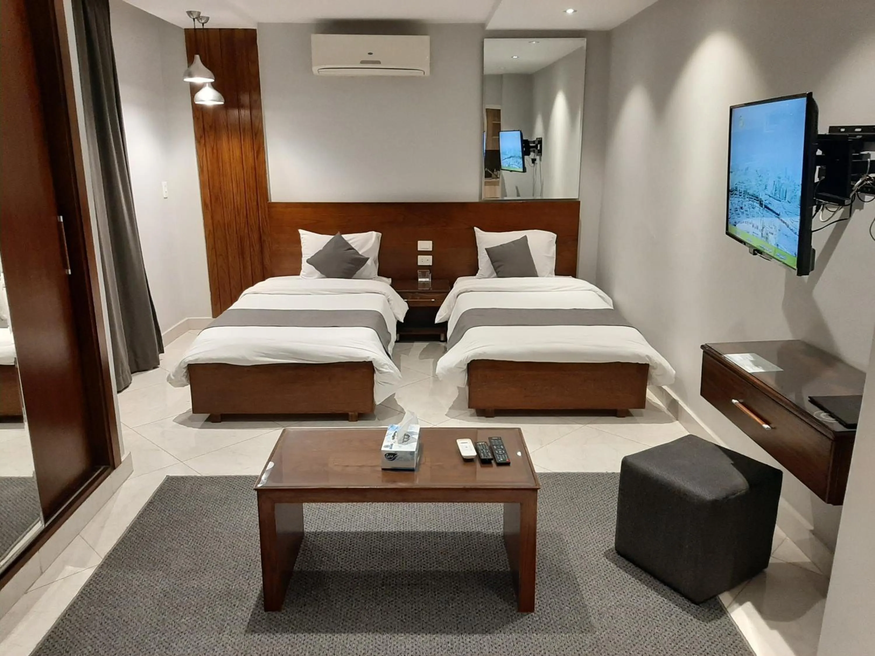 Bedroom, Bed in Nakhil Inn Residence