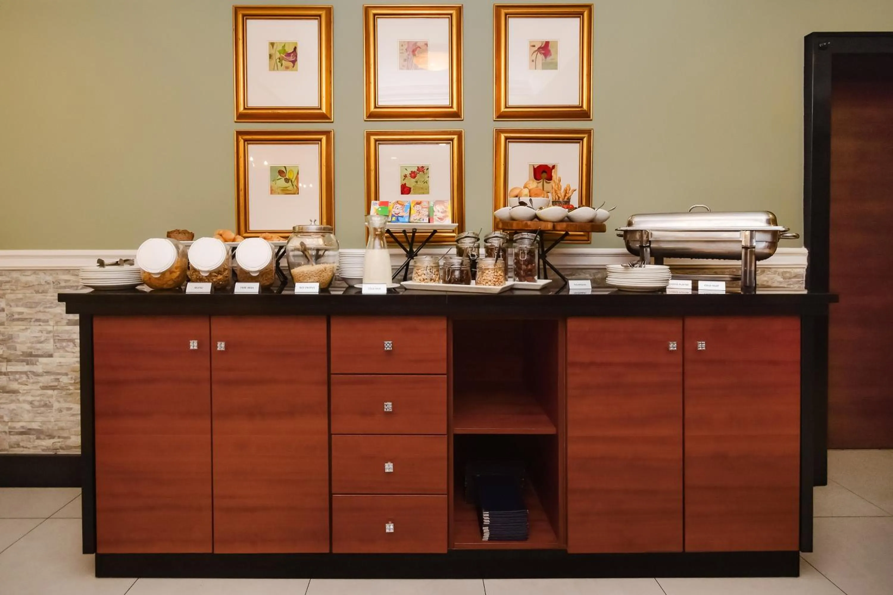 Breakfast in BON Hotel Abuja