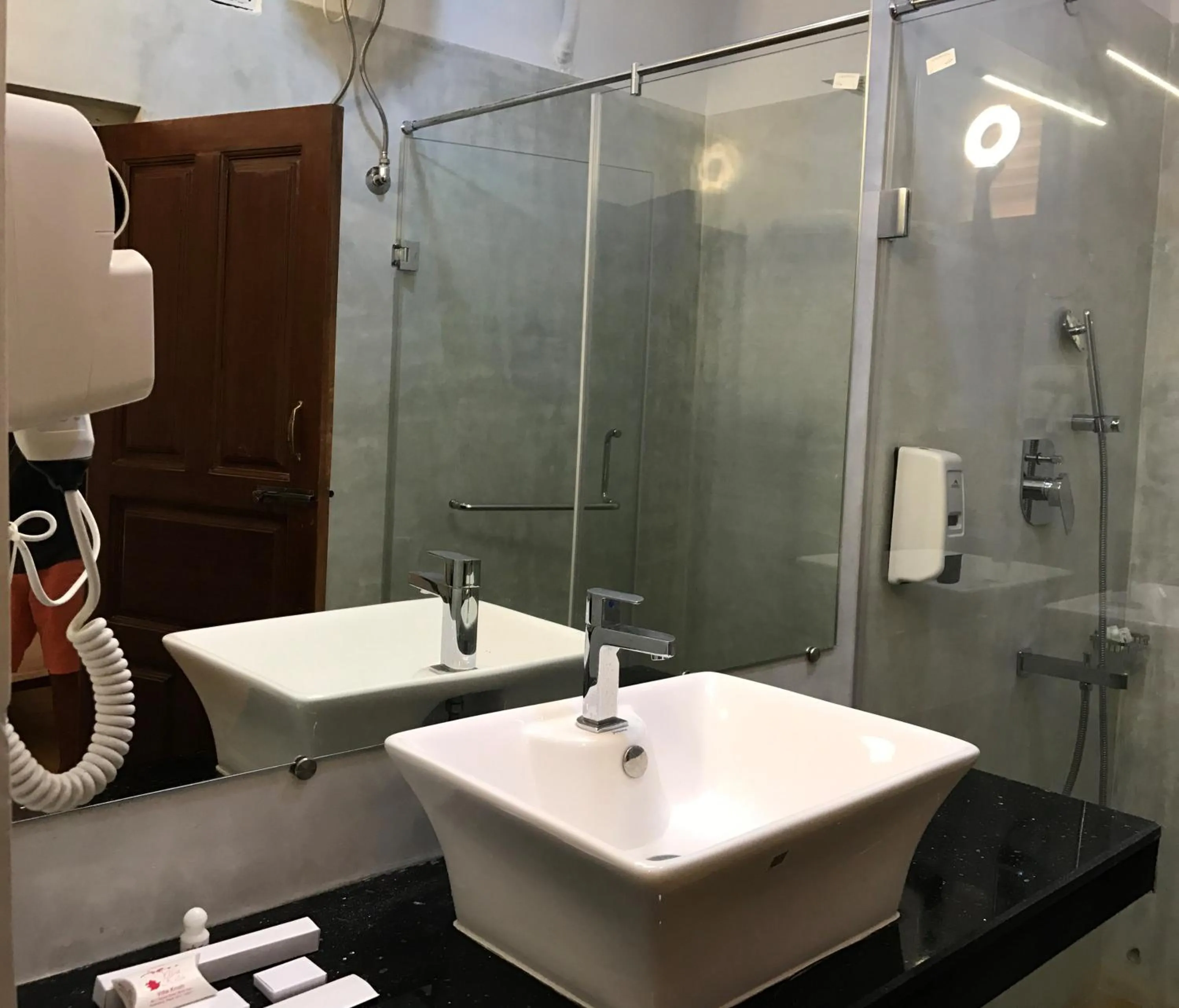 Bathroom in Villa Krish