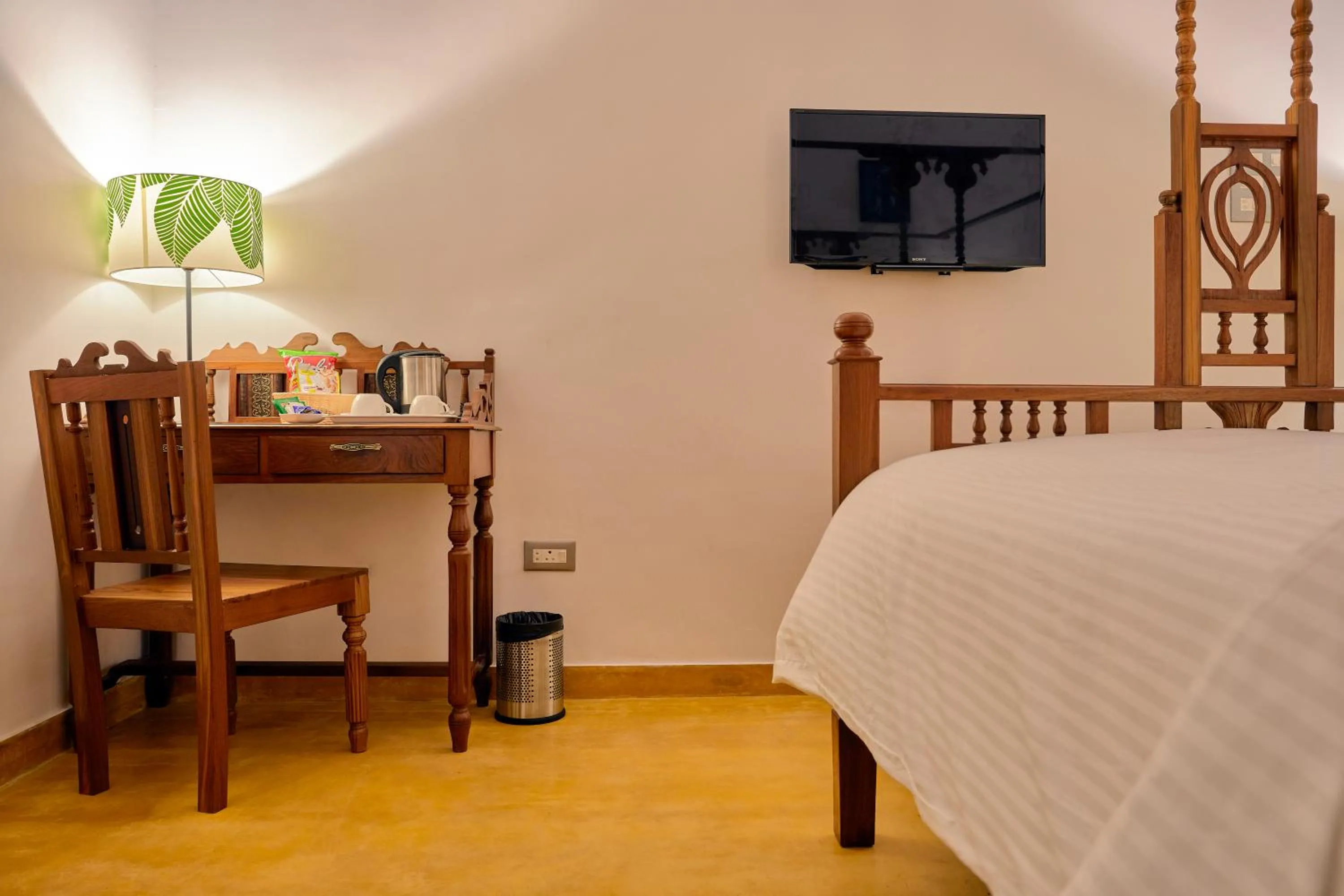 Coffee/tea facilities, Bed in Villa Krish