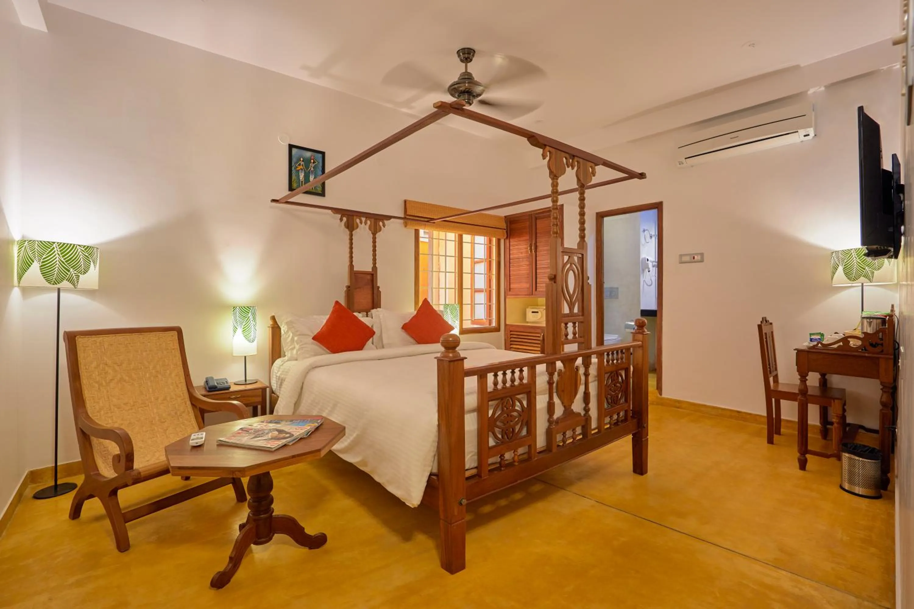 Photo of the whole room, Bed in Villa Krish