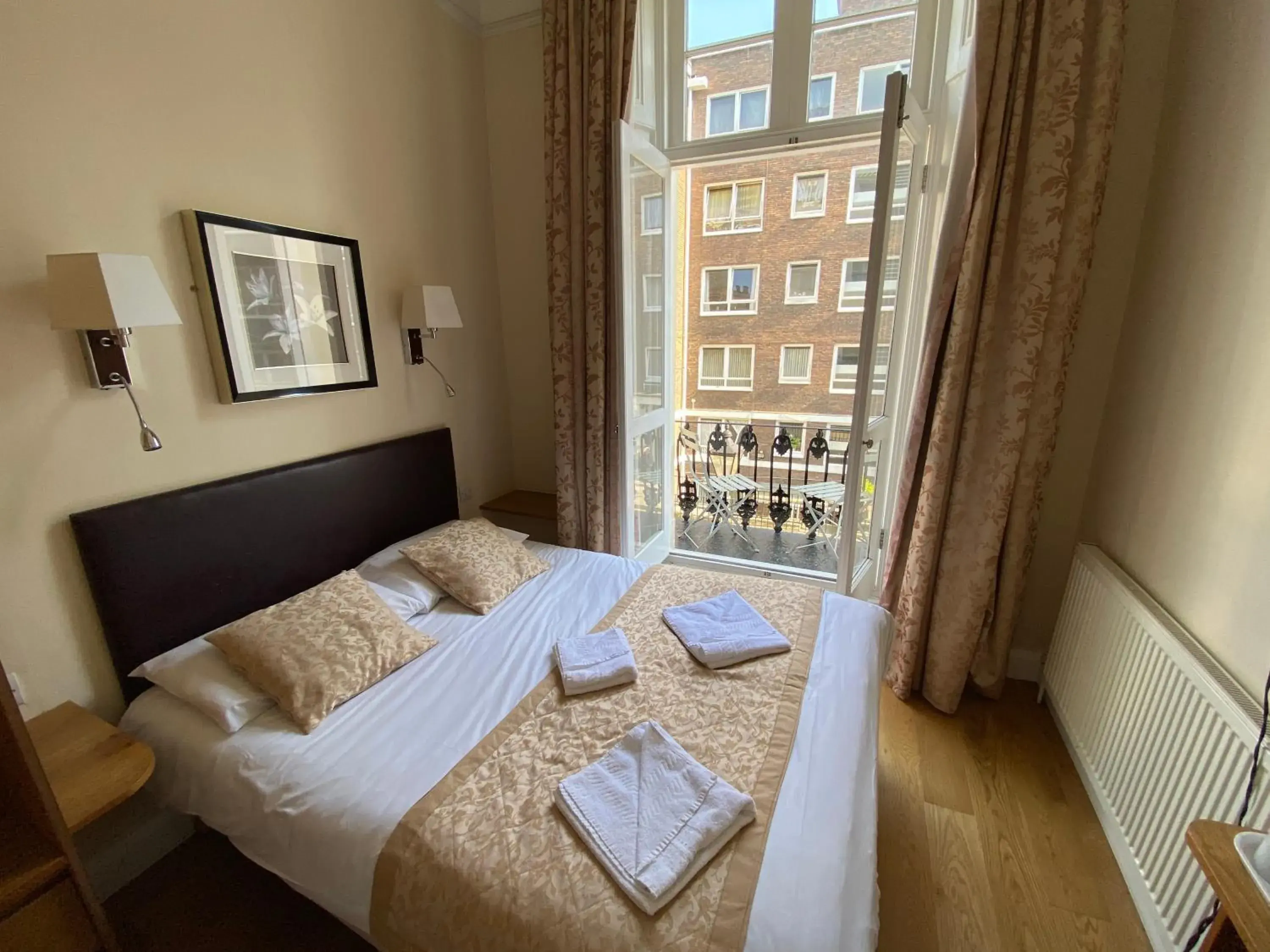 Bed in Belvedere Hotel Bed in Belvedere Hotel