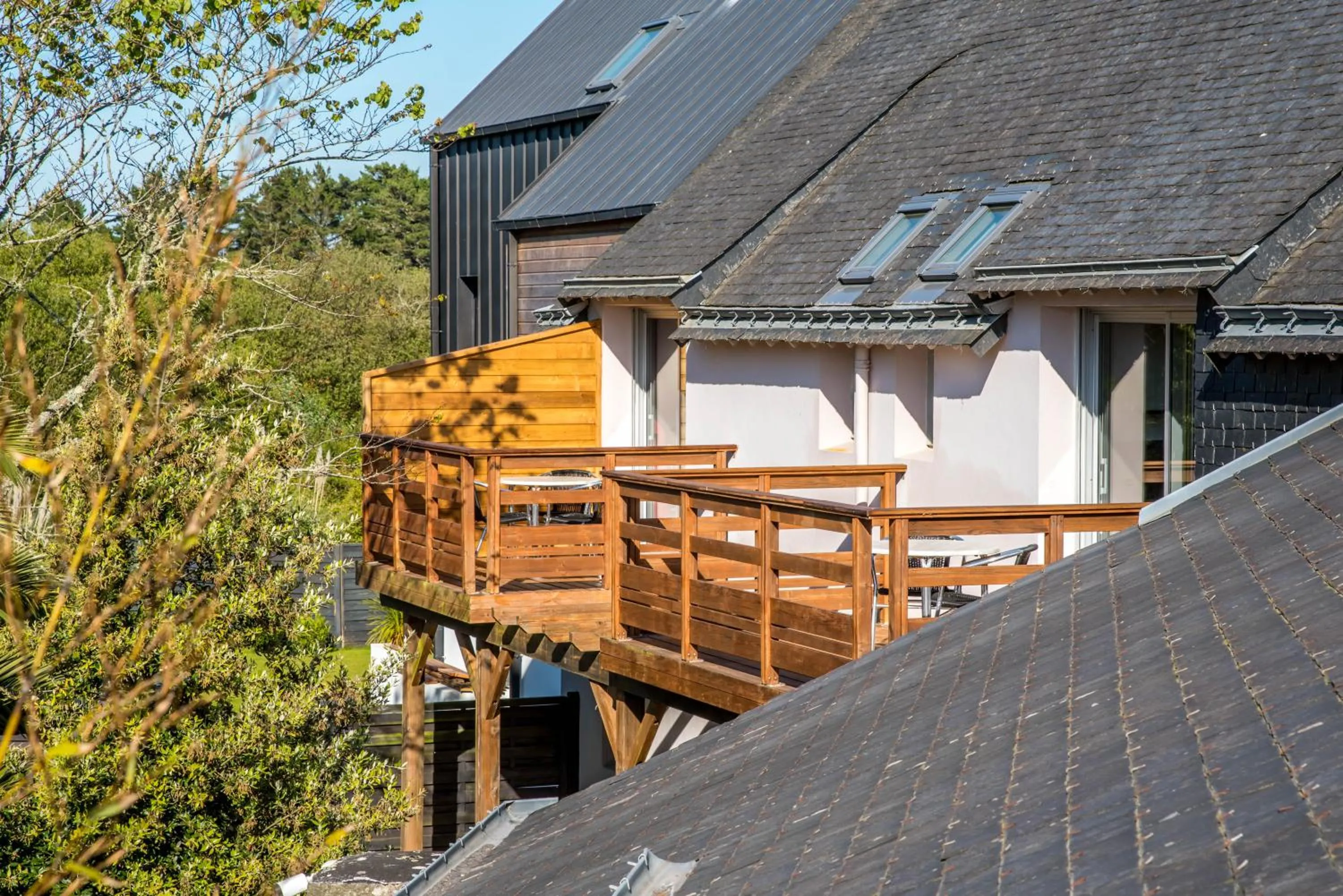 Patio in Carnac Lodge Hotel & Spa