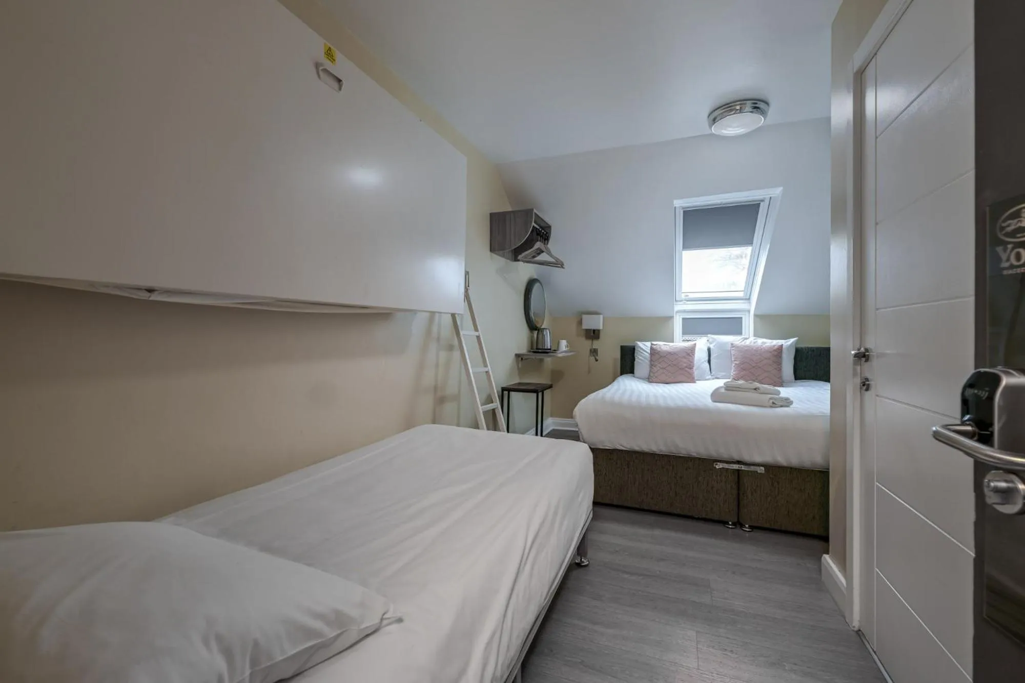 Photo of the whole room, Bed in Stableside Hostel at York Racecourse