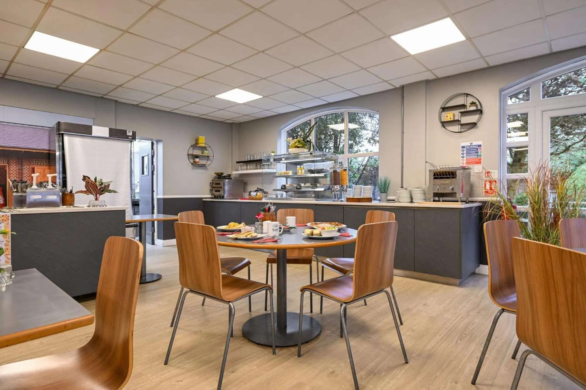 Dining area in Stableside Hostel at York Racecourse