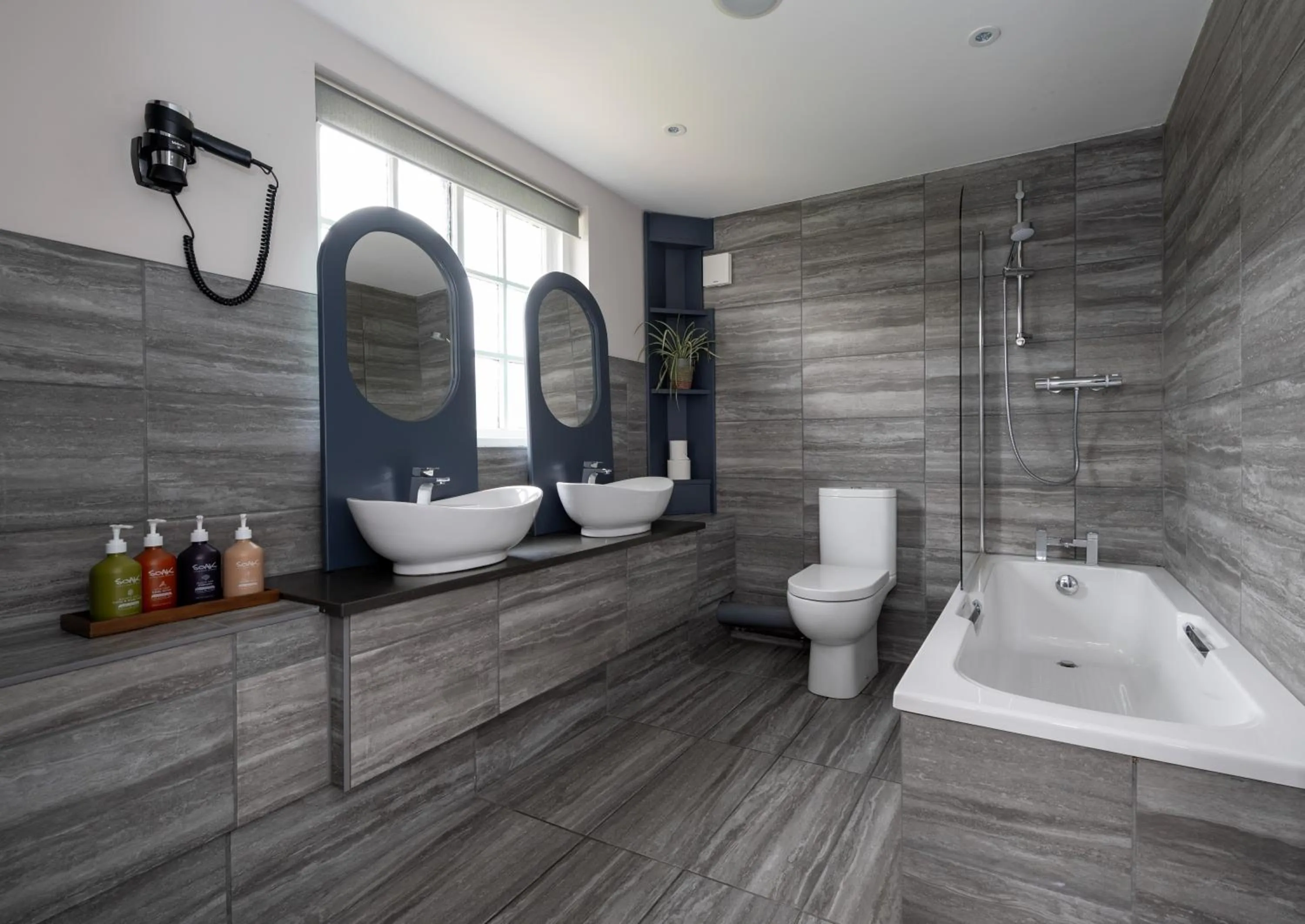 Bath in Stableside Hostel at York Racecourse