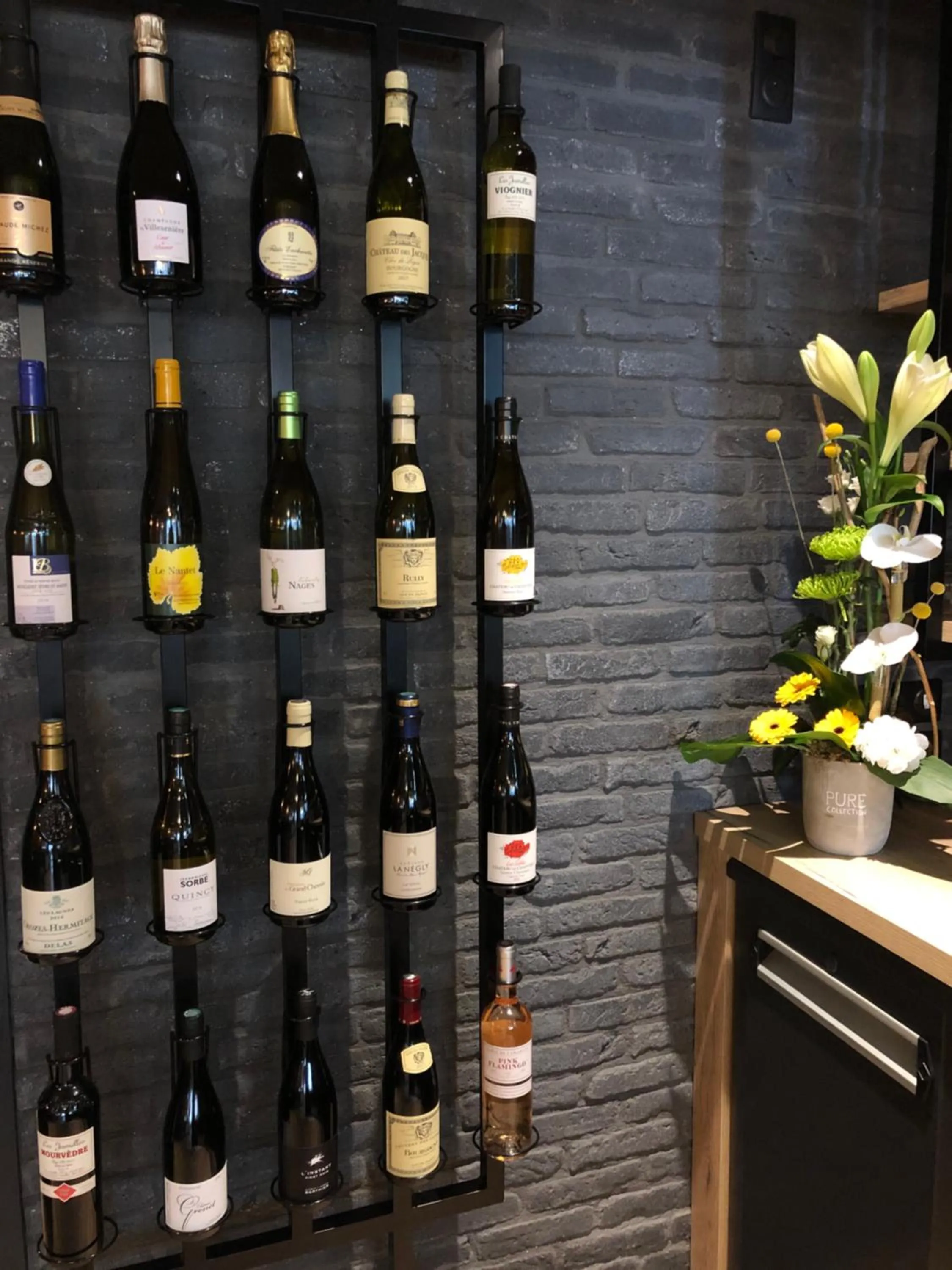 On-site shops in Logis Hotel Le Chêne Vert