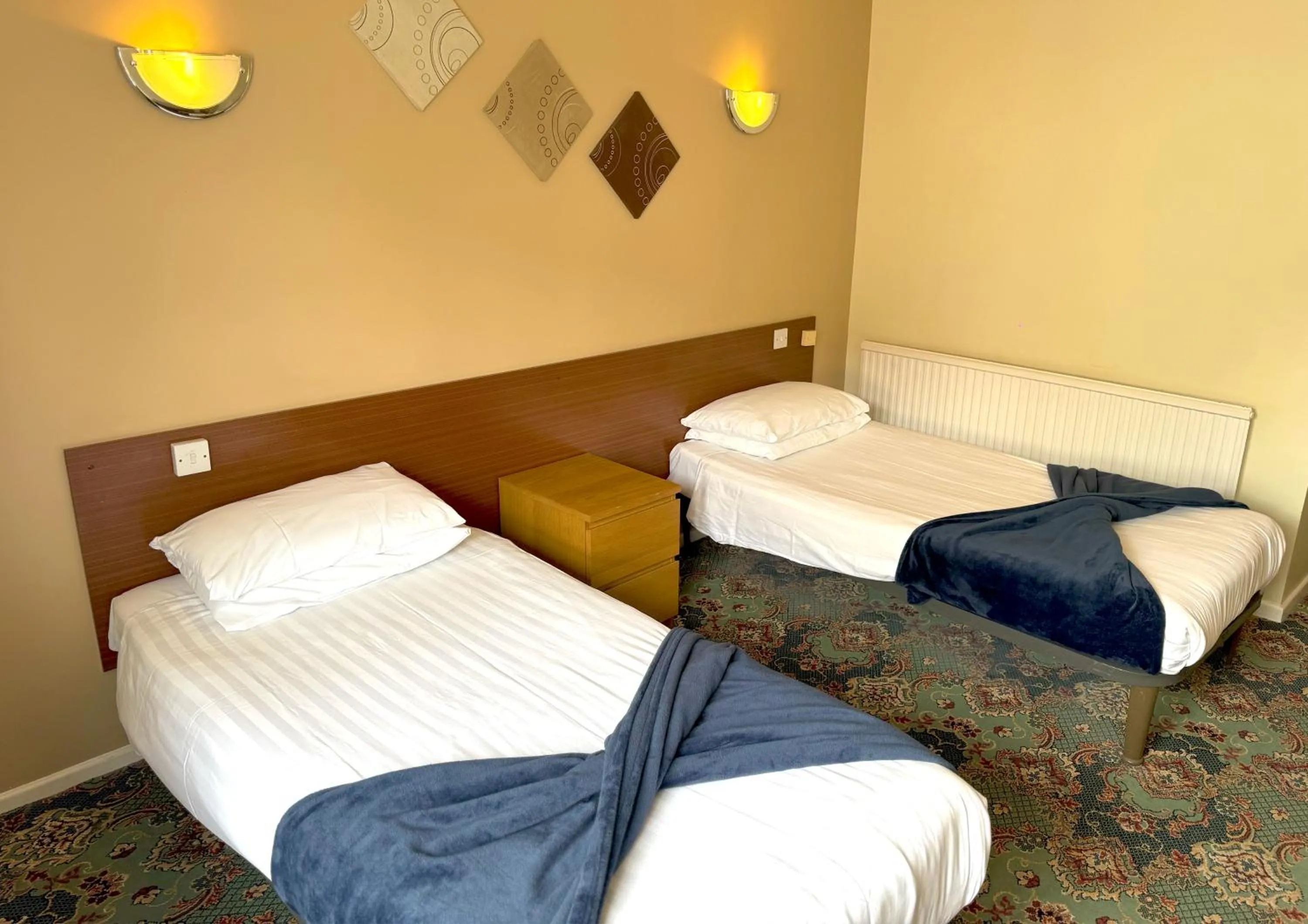 Bedroom, Bed in The Oakland Hotel