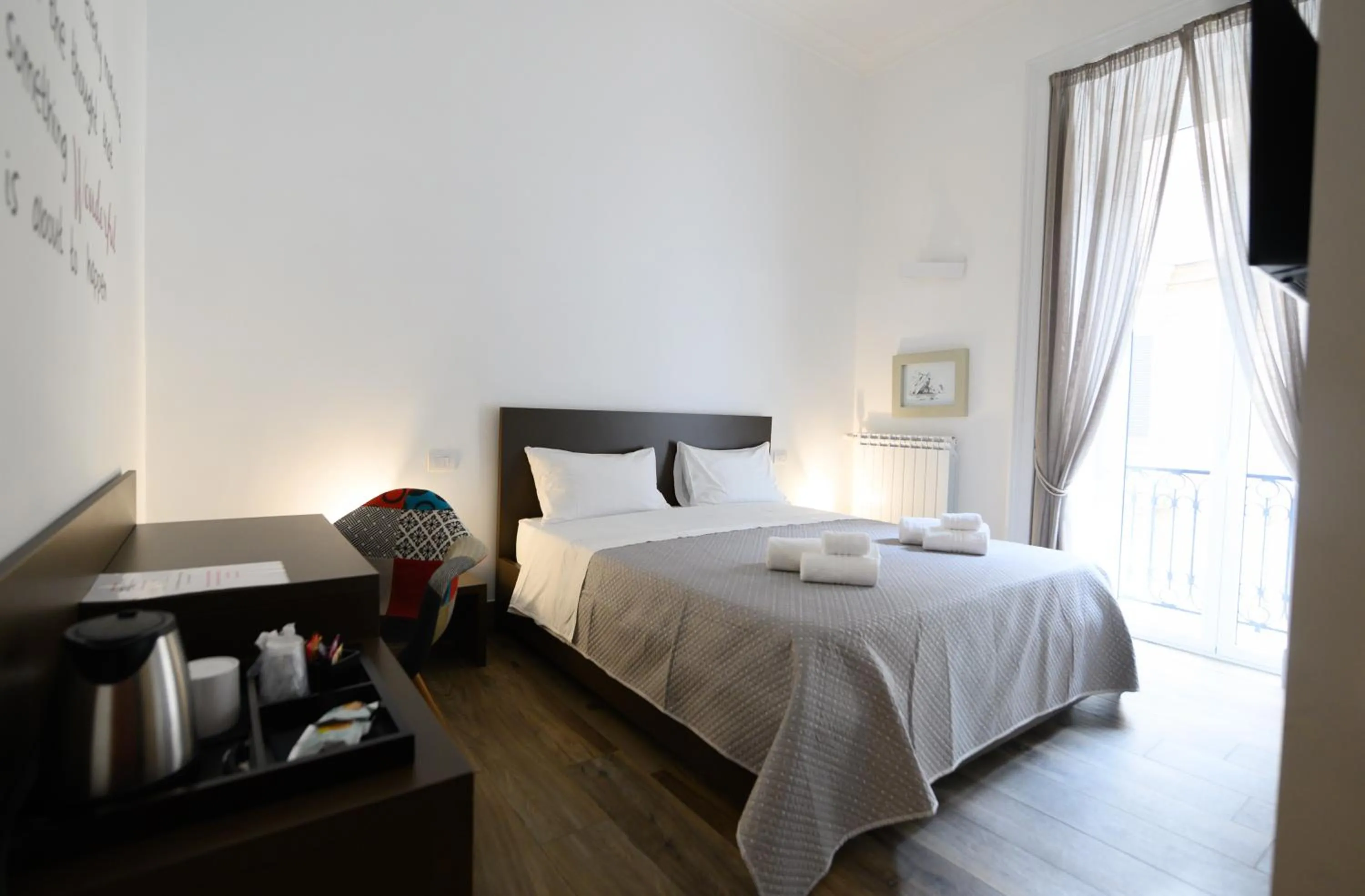 Photo of the whole room, Bed in Fourooms Museo Filangieri By Dimorra