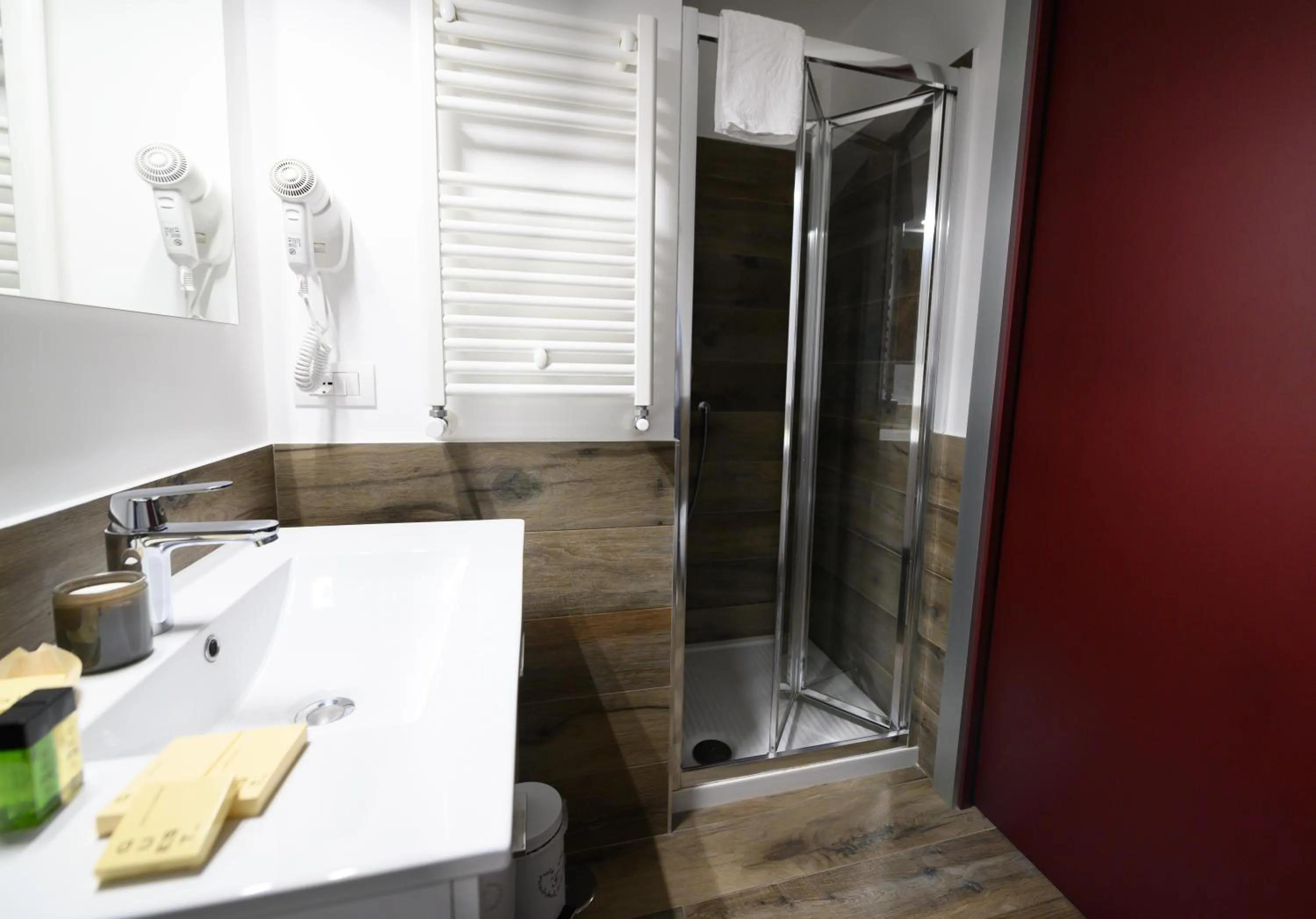 Bathroom in Fourooms Museo Filangieri By Dimorra