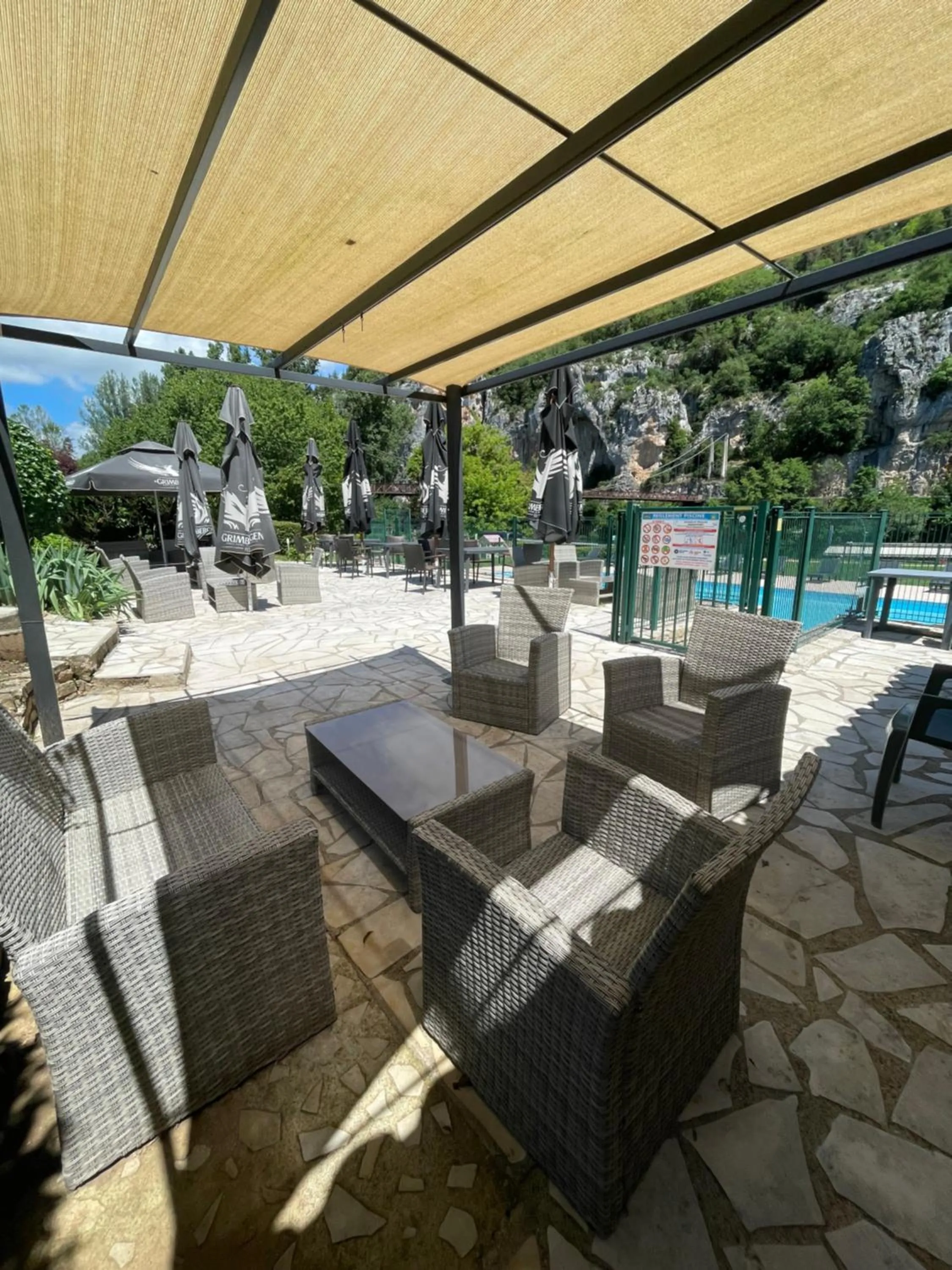 Hôtel Restaurant Les Falaises